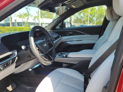 2024 Cadillac LYRIQ Luxury 1