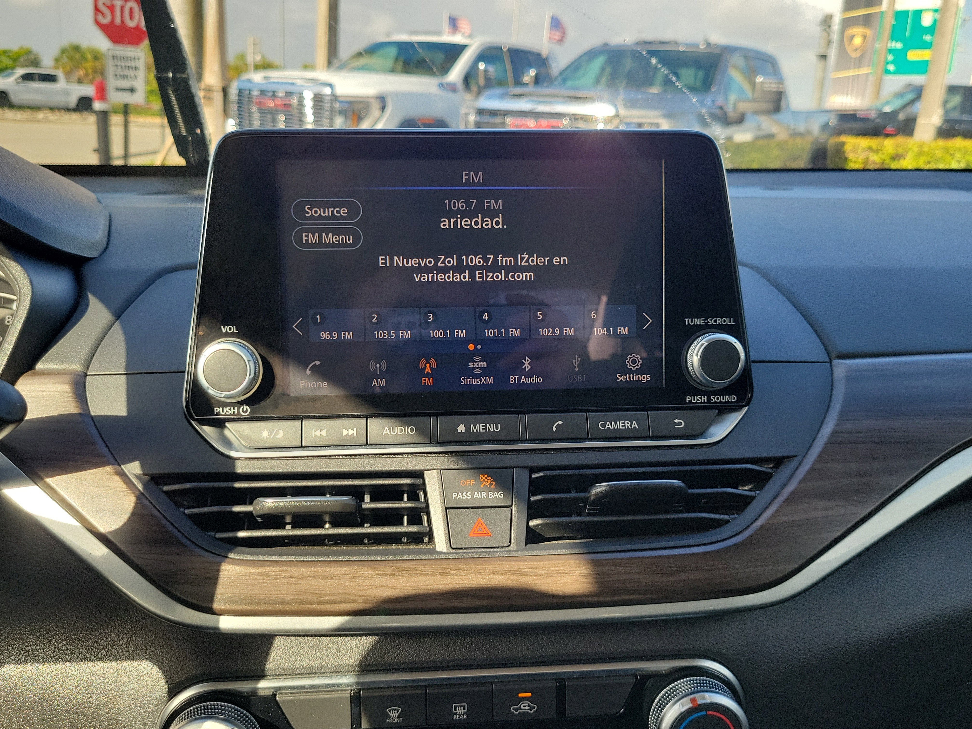 2025 Nissan Altima SV