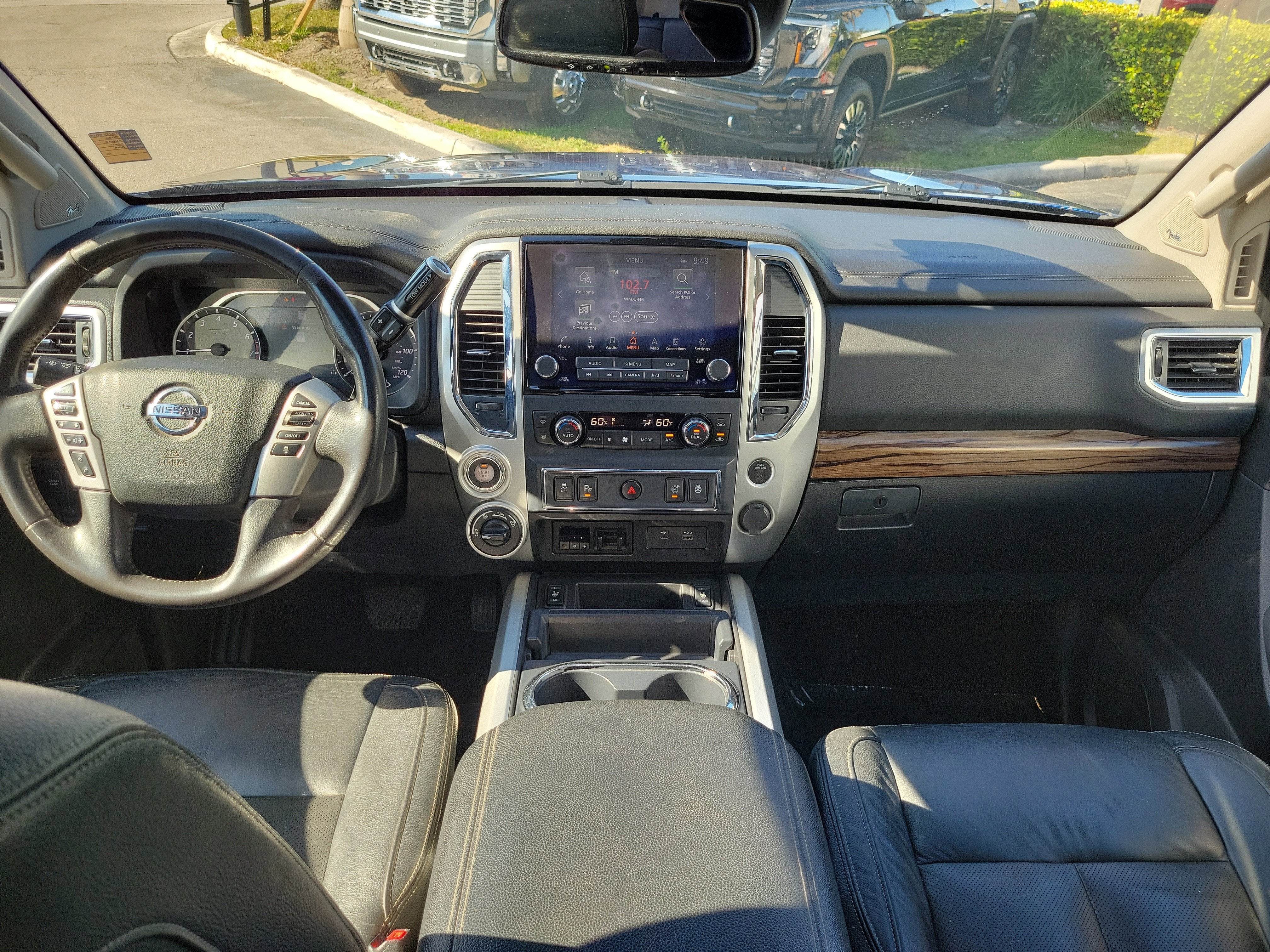 2020 Nissan Titan SL