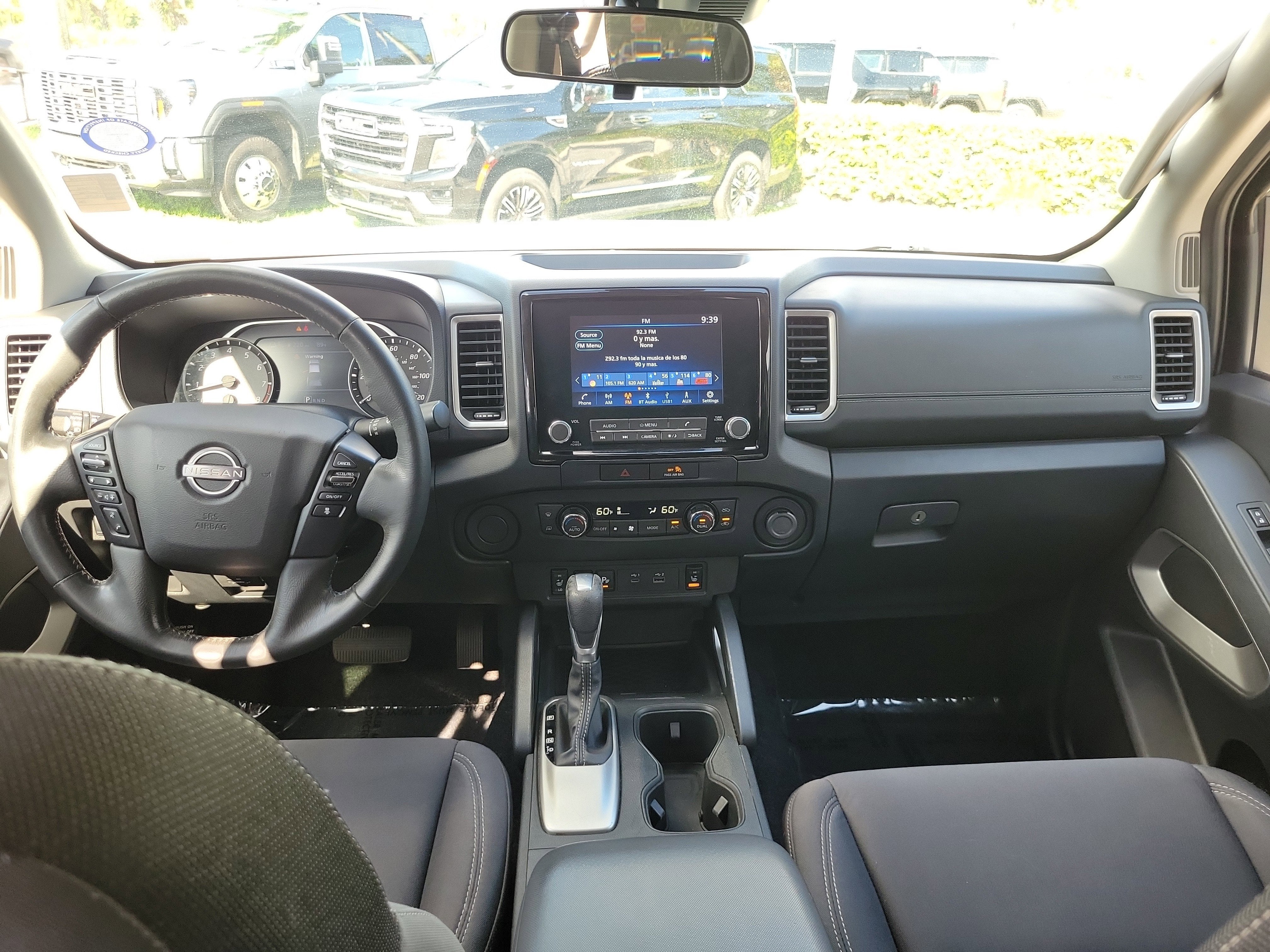 2022 Nissan Frontier SV