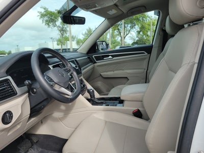 2022 Volkswagen Atlas 3.6L V6 SE w/Technology