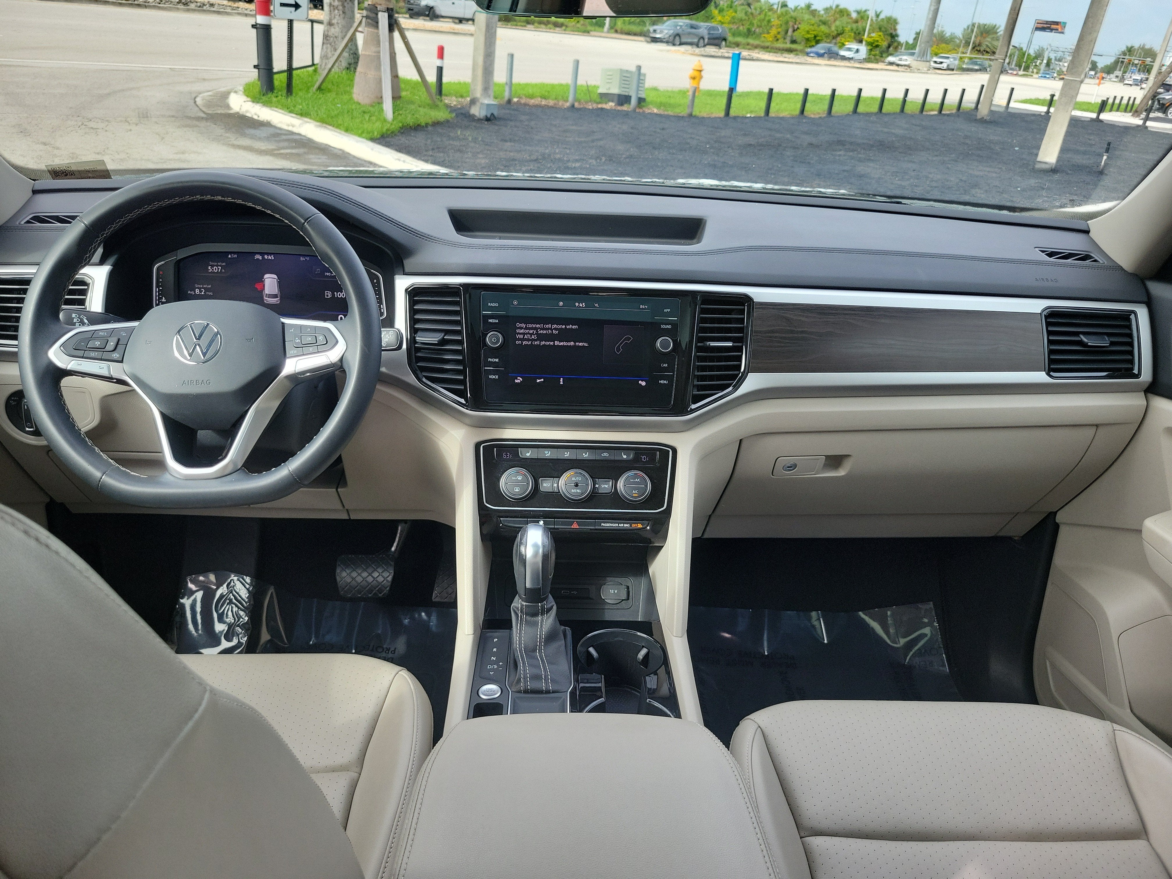 2022 Volkswagen Atlas 3.6L V6 SE w/Technology