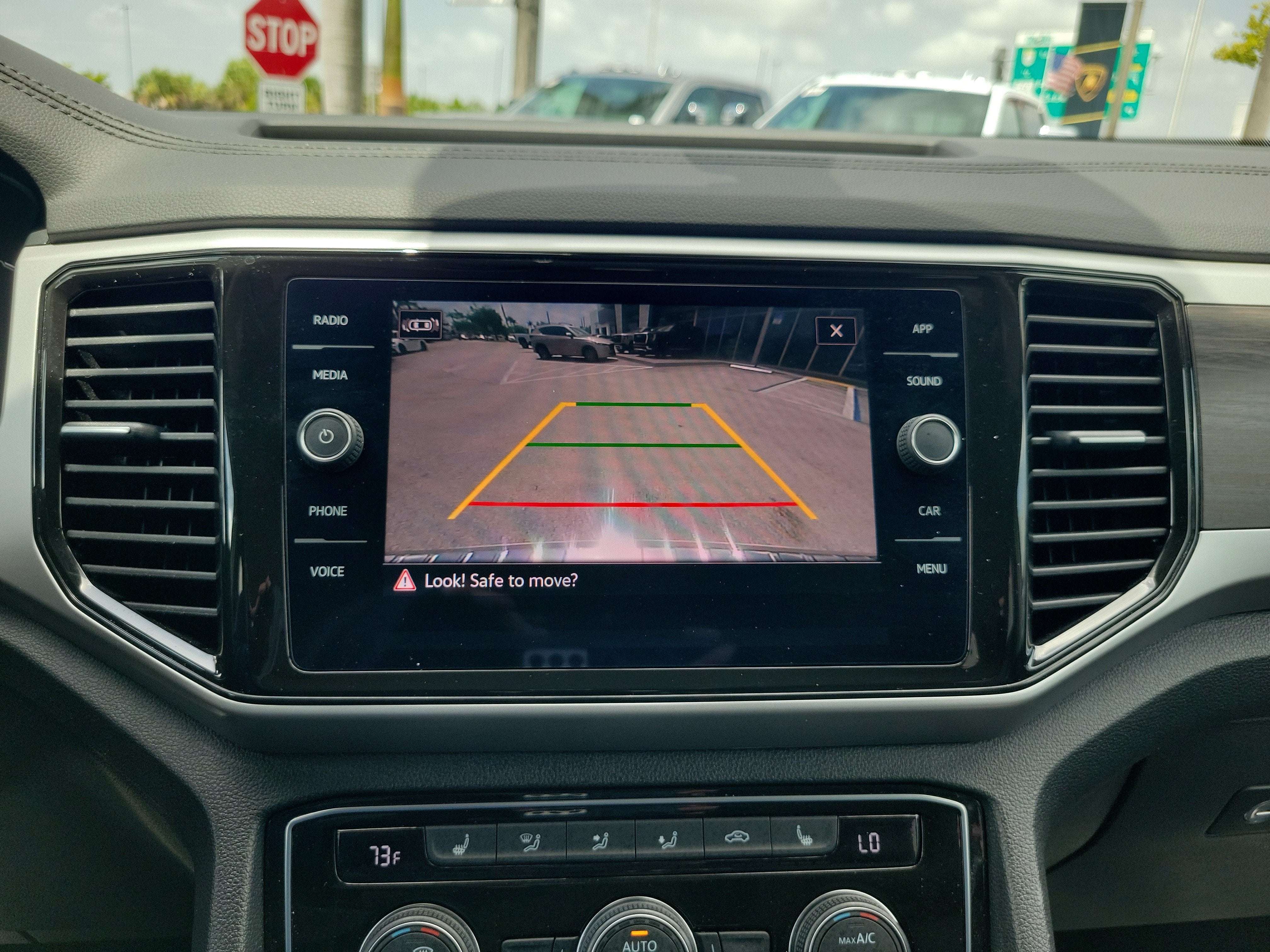 2023 Volkswagen Atlas 3.6L V6 SE w/Technology