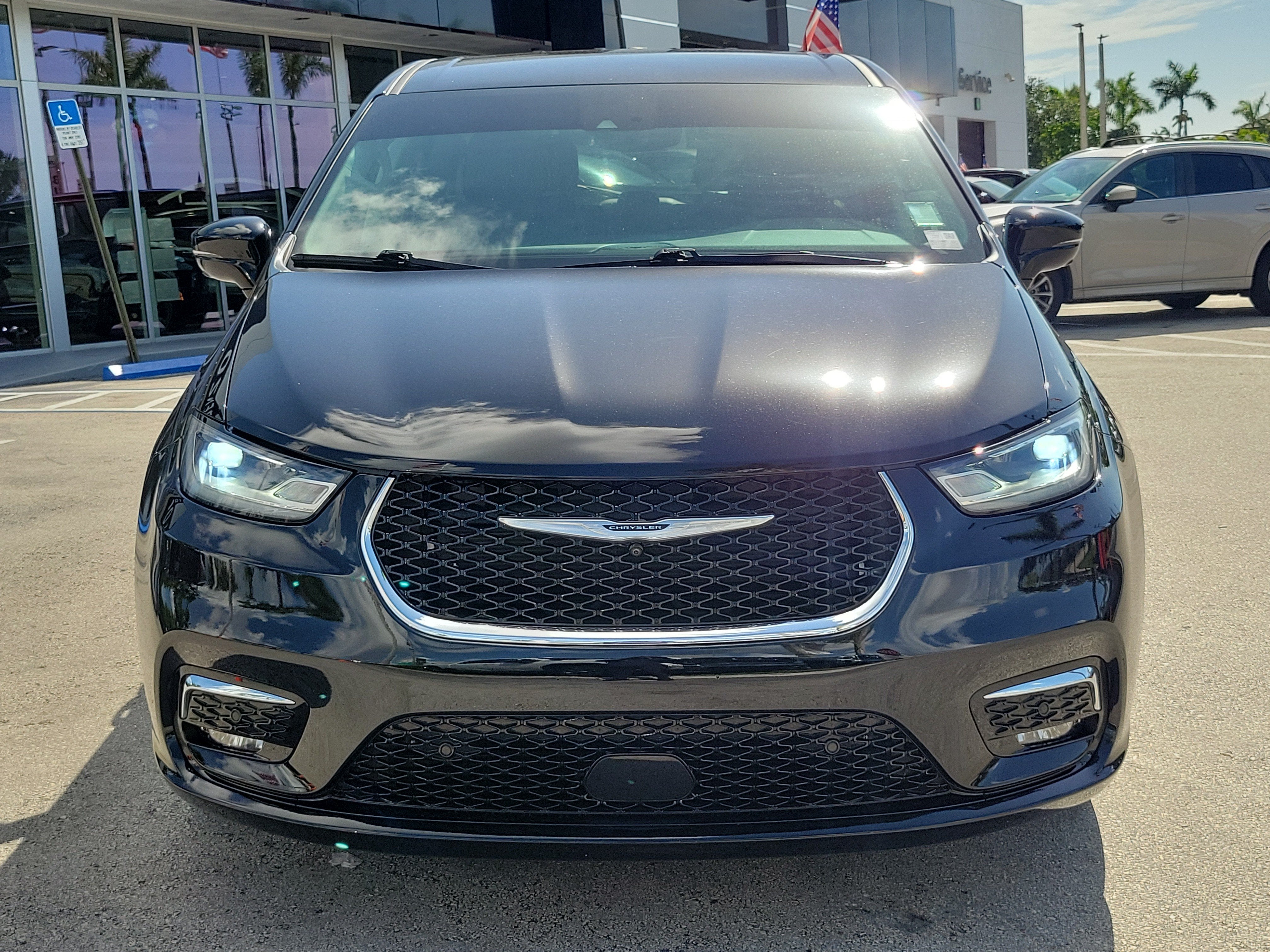 2024 Chrysler Pacifica Touring L