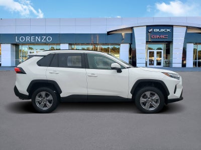 2022 Toyota RAV4 XLE