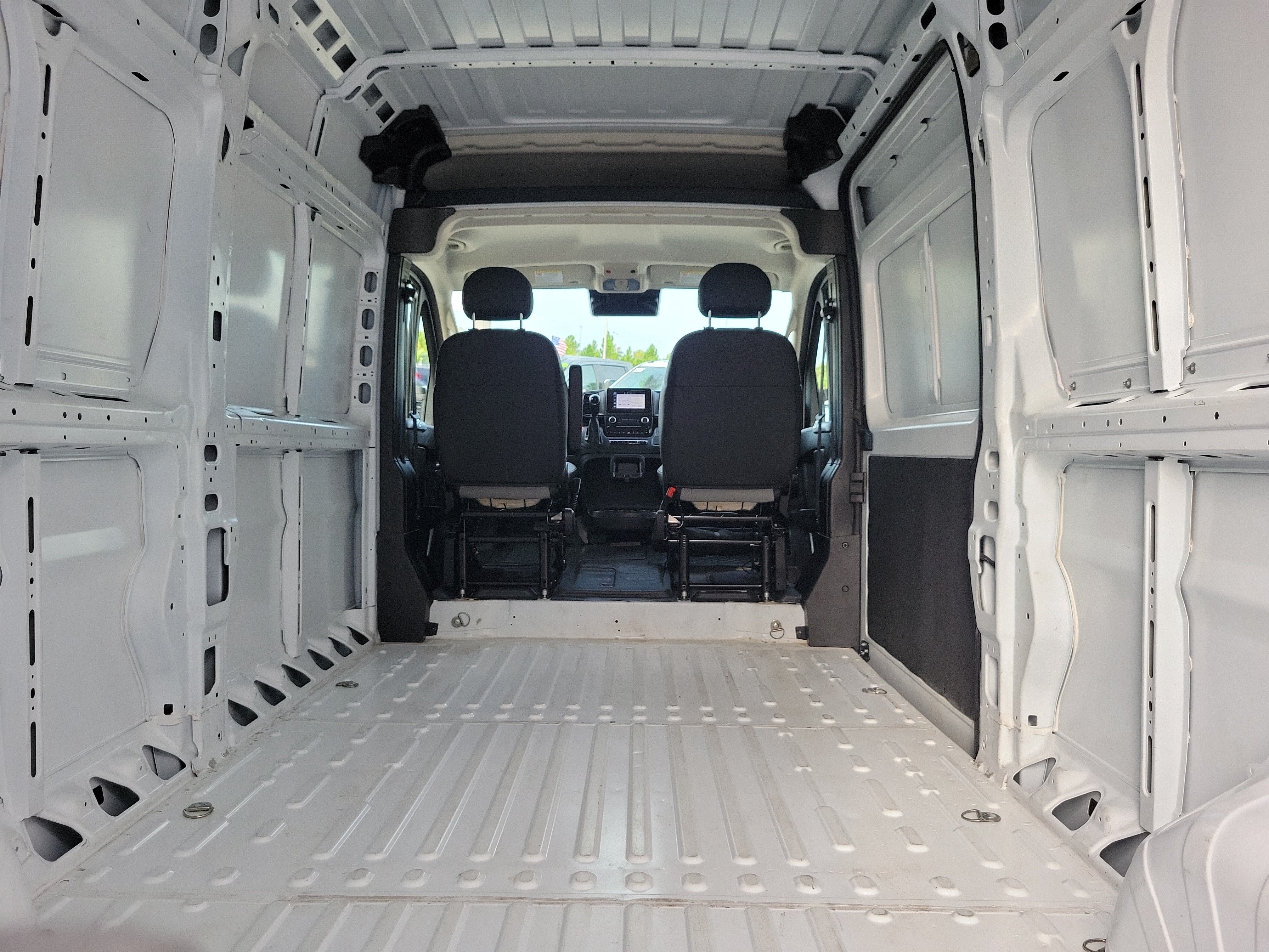 2026 RAM ProMaster Cargo Van Tradesman
