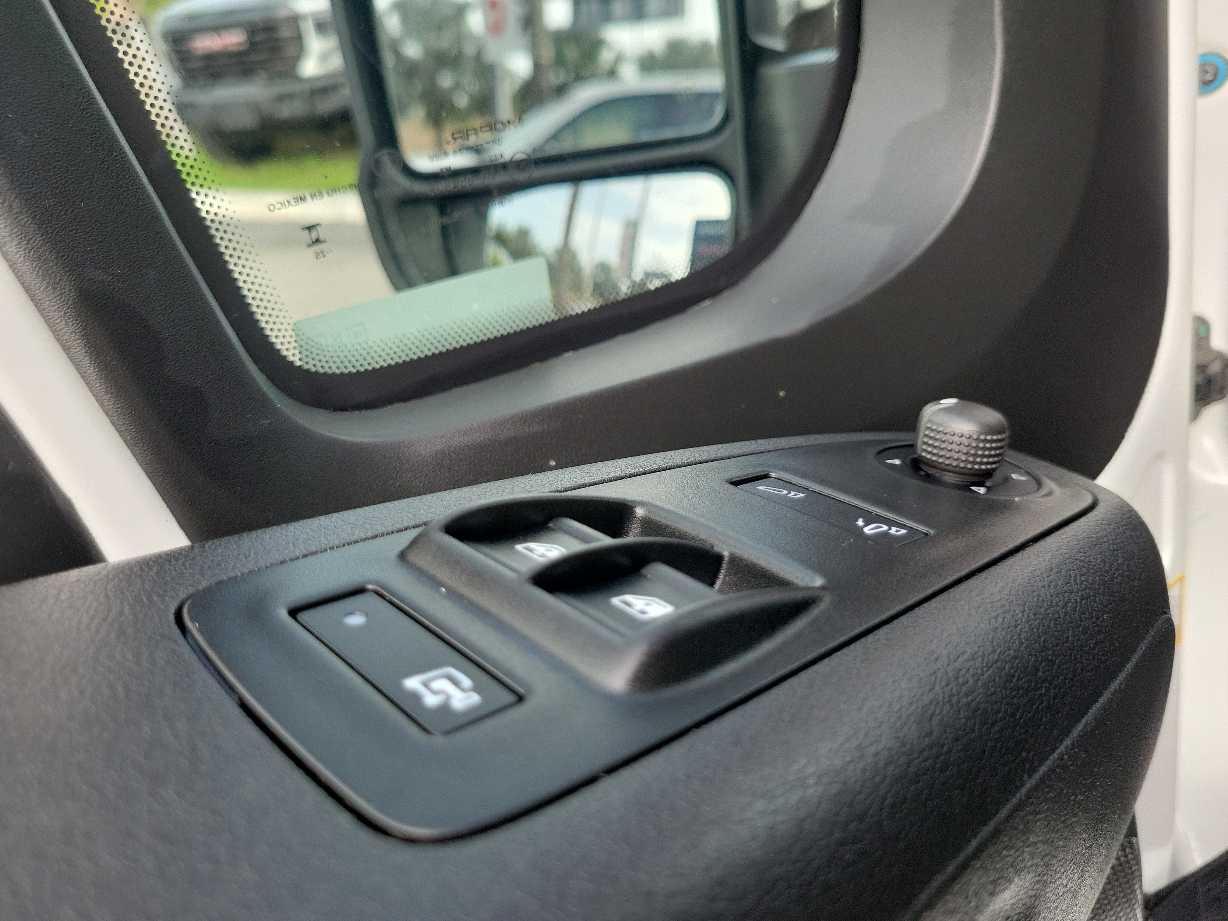 2026 RAM ProMaster Cargo Van Tradesman
