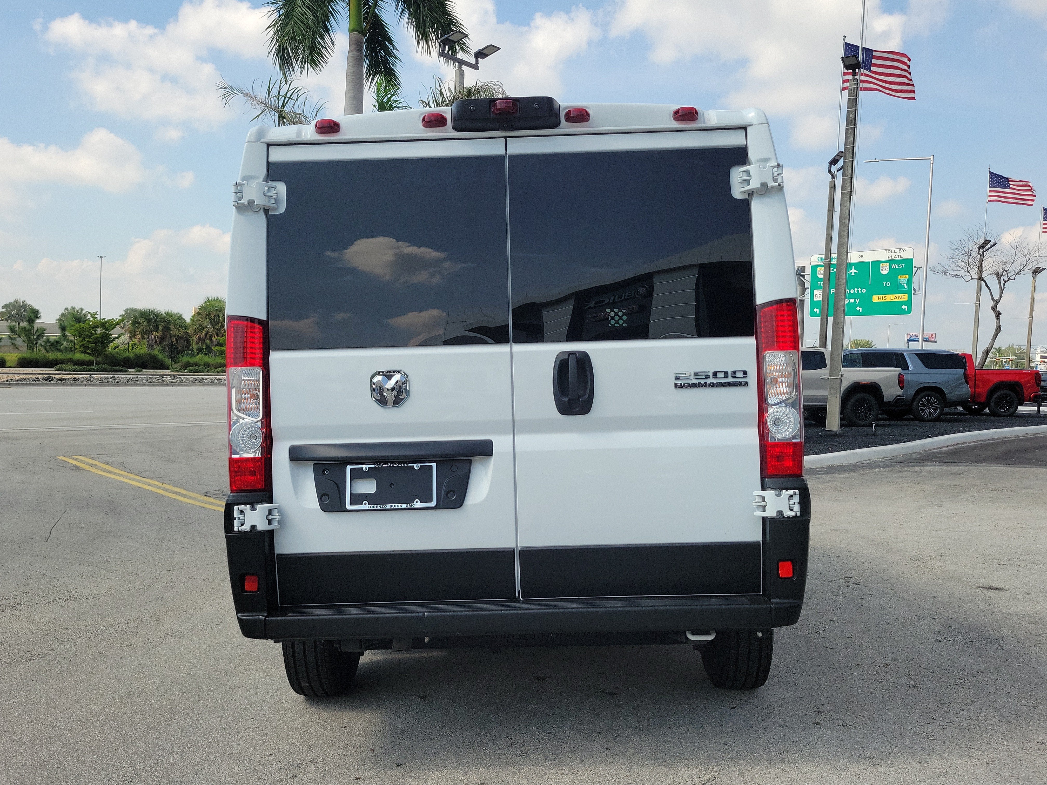 2025 RAM ProMaster Cargo Van Tradesman