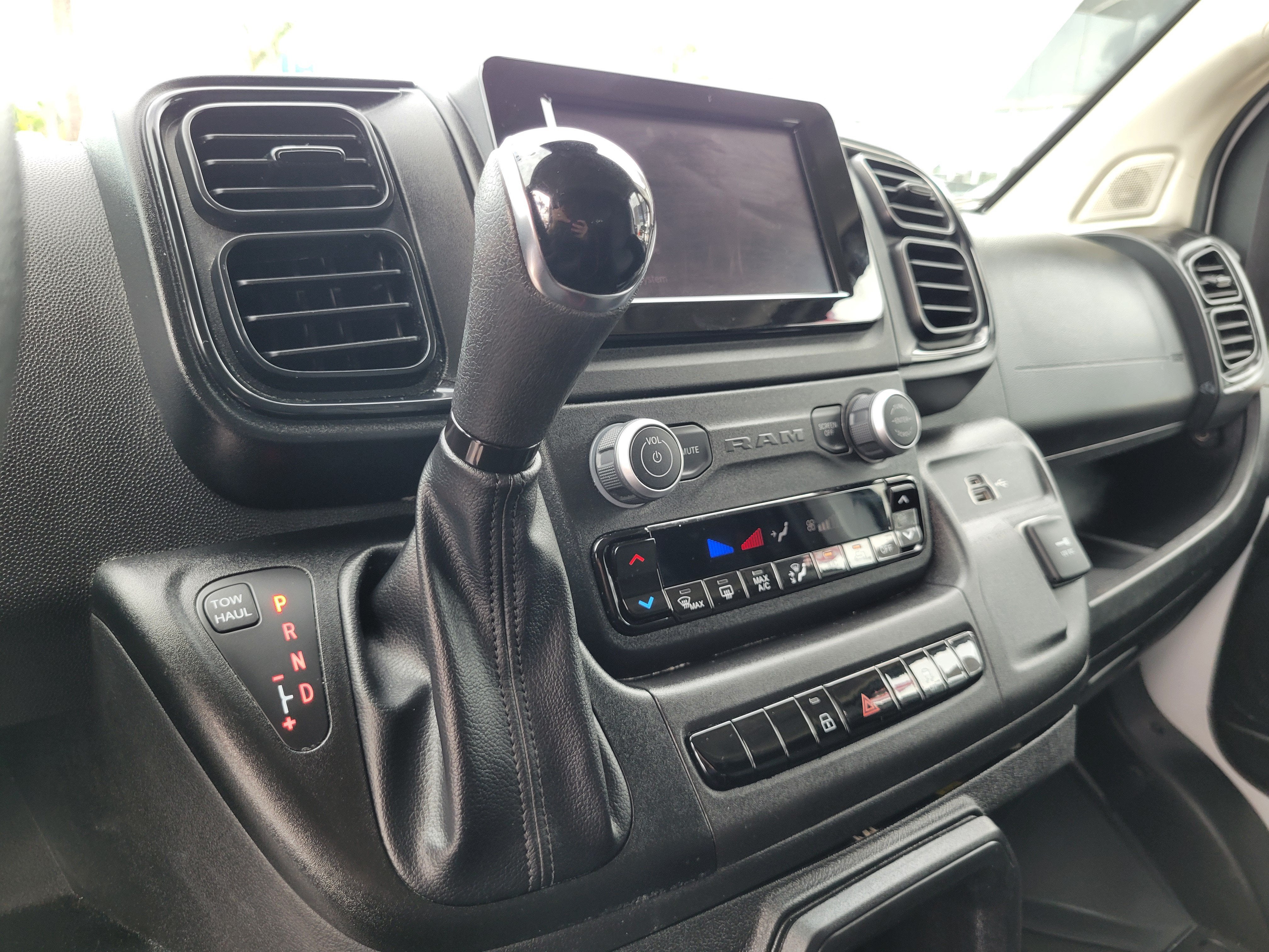 2025 RAM ProMaster Cargo Van Tradesman