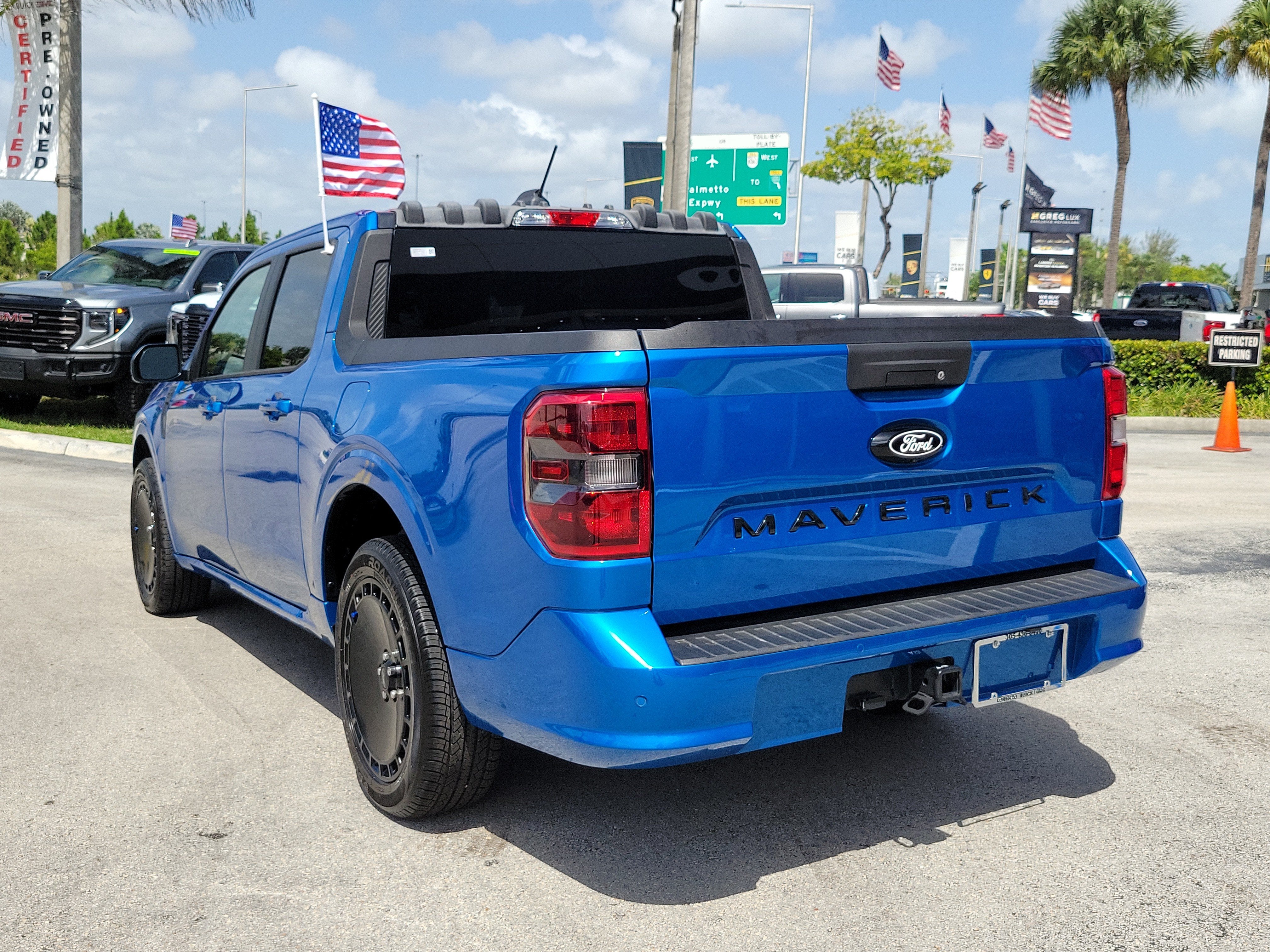 2025 Ford Maverick Lobo Standard