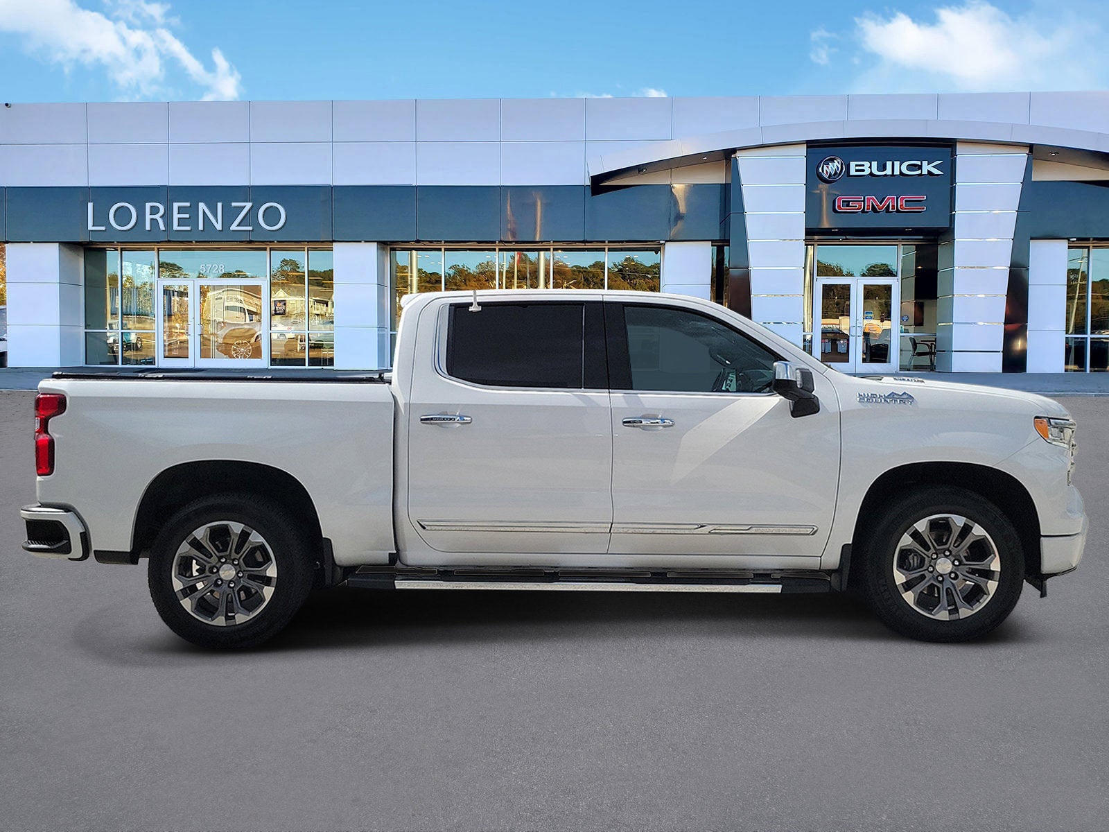 2023 Chevrolet Silverado 1500 High Country