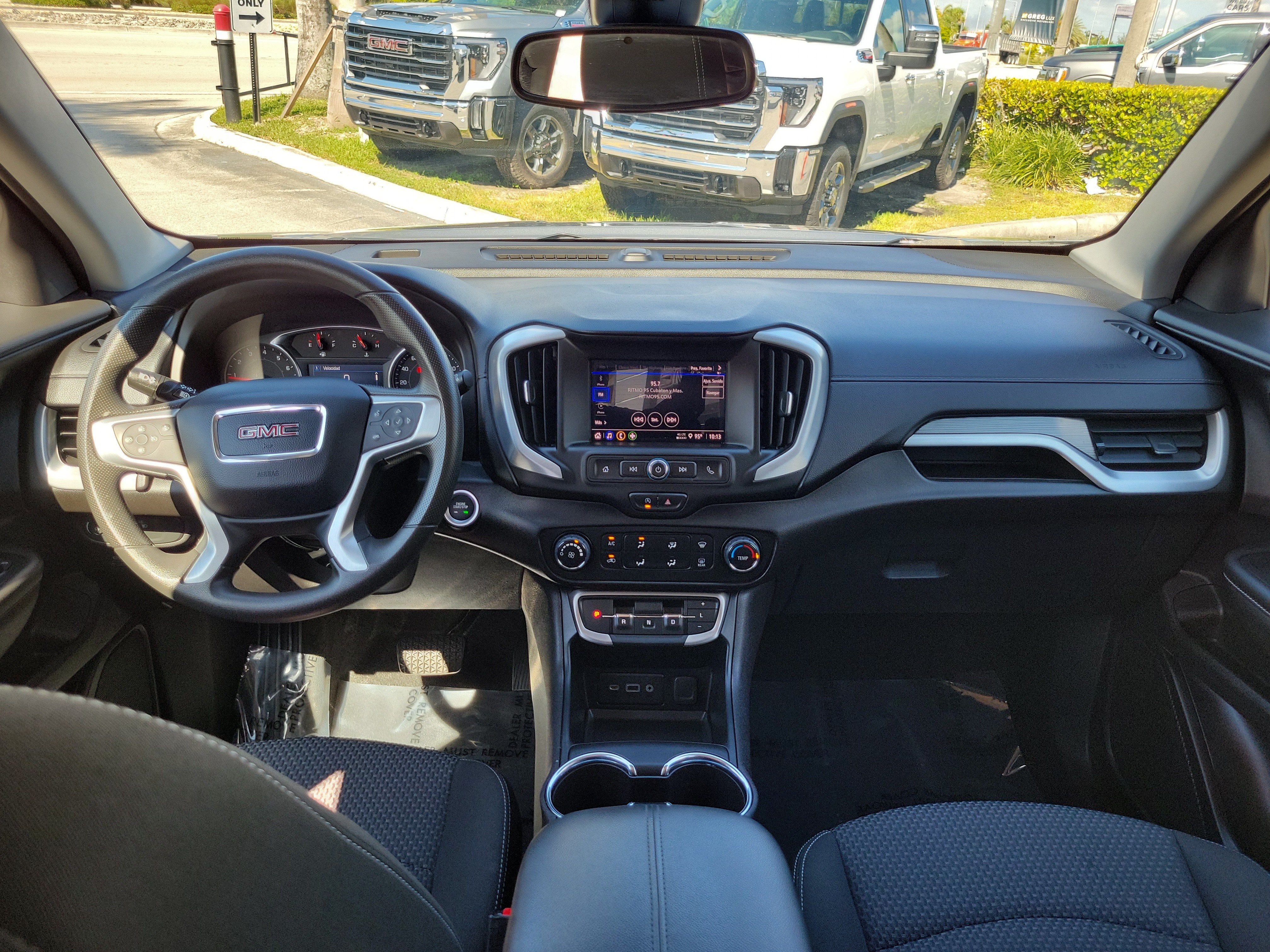 2024 GMC Terrain SLE