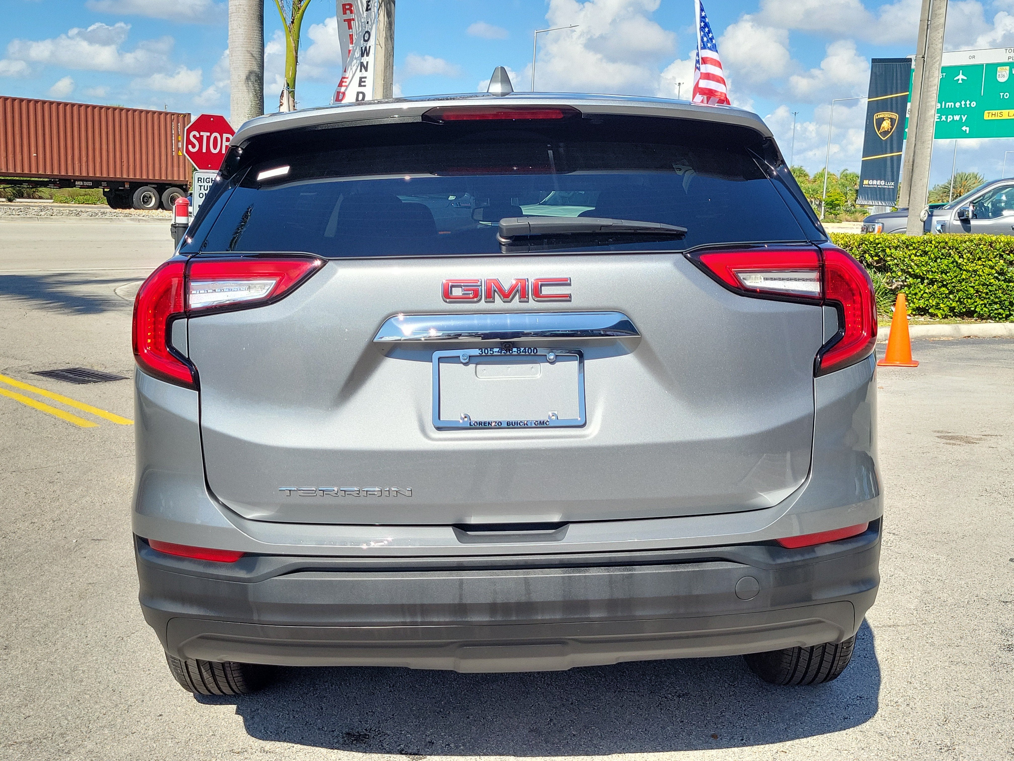 2024 GMC Terrain SLE