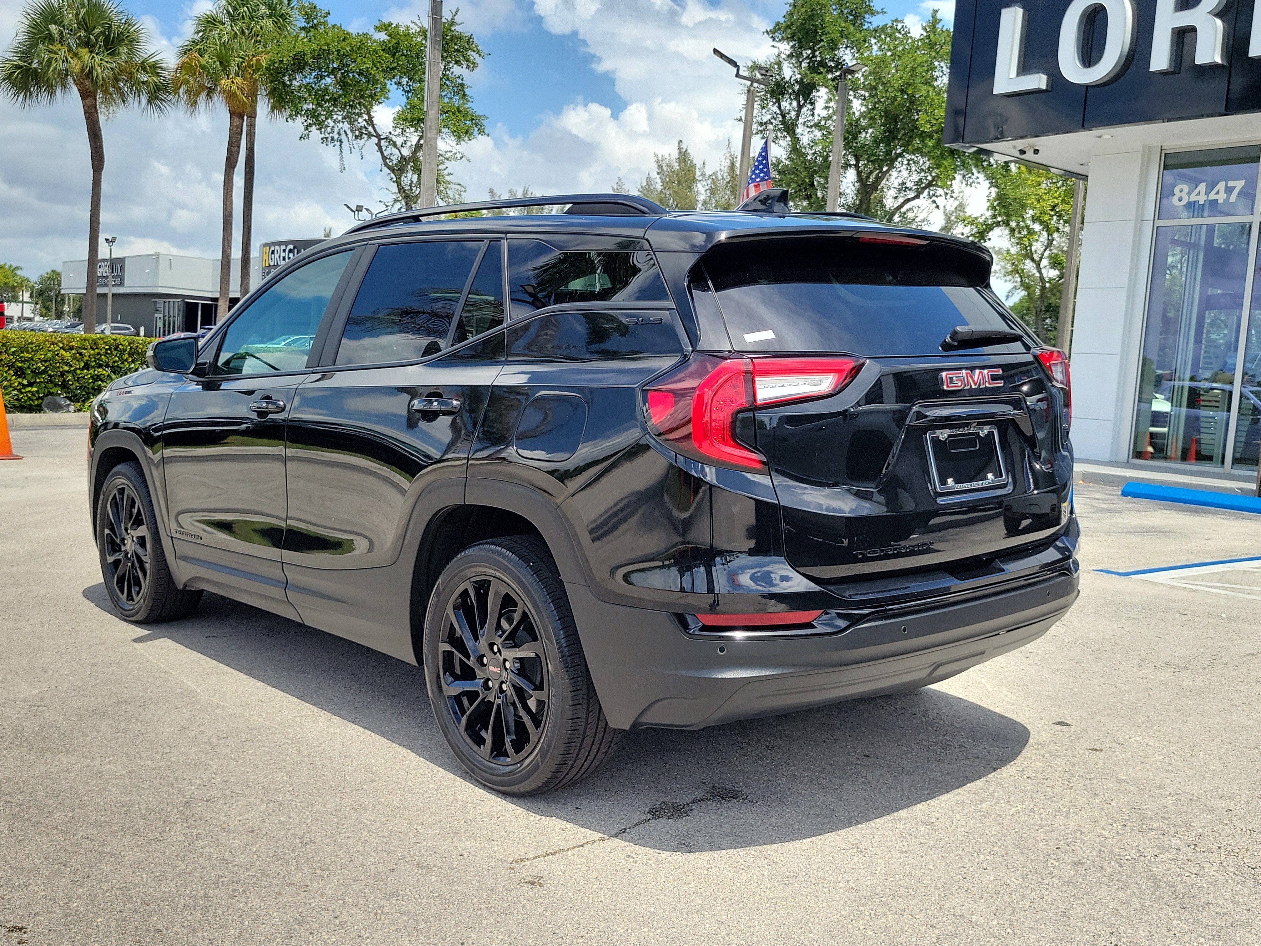 2023 GMC Terrain SLE