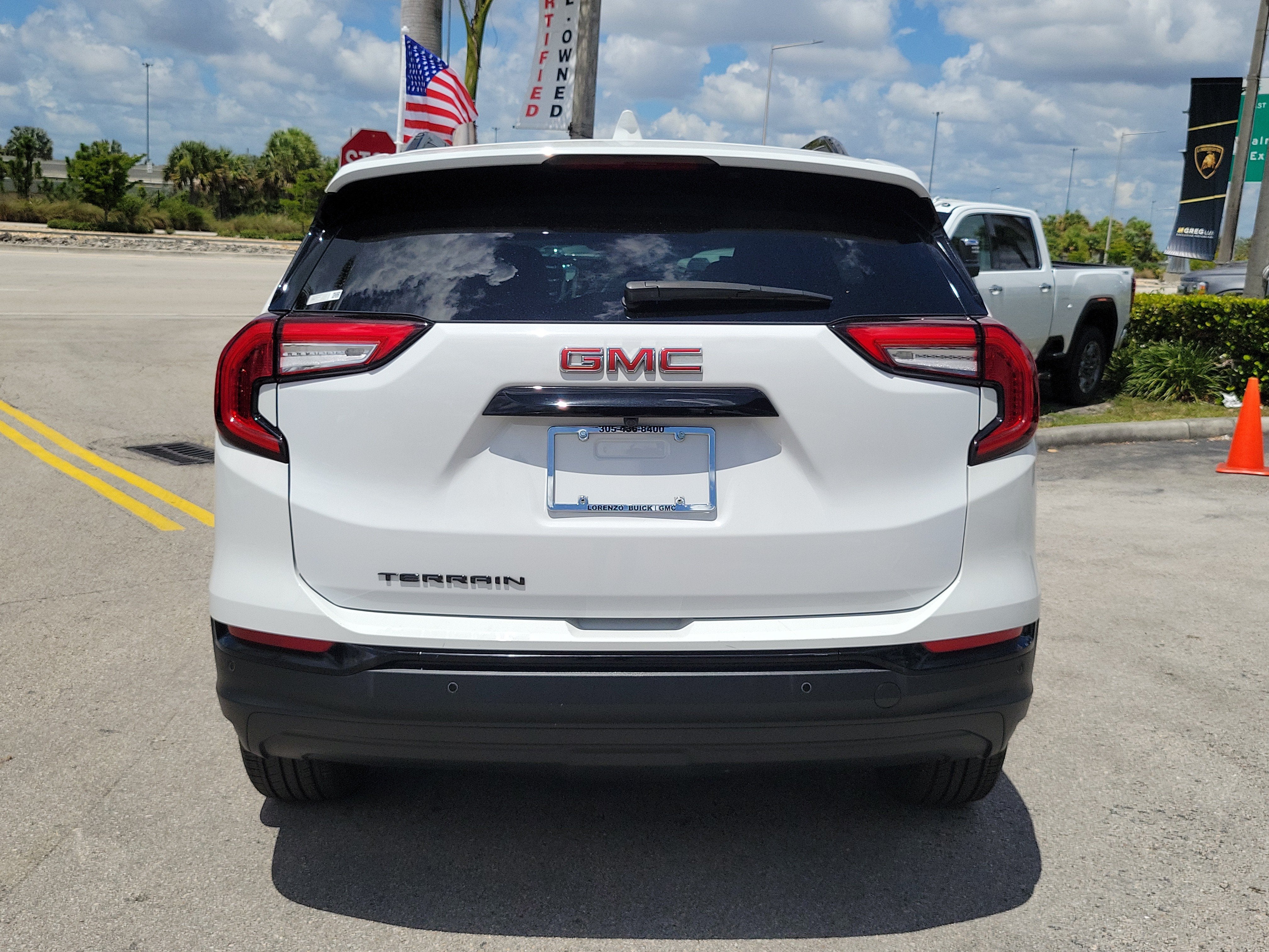 2023 GMC Terrain SLE