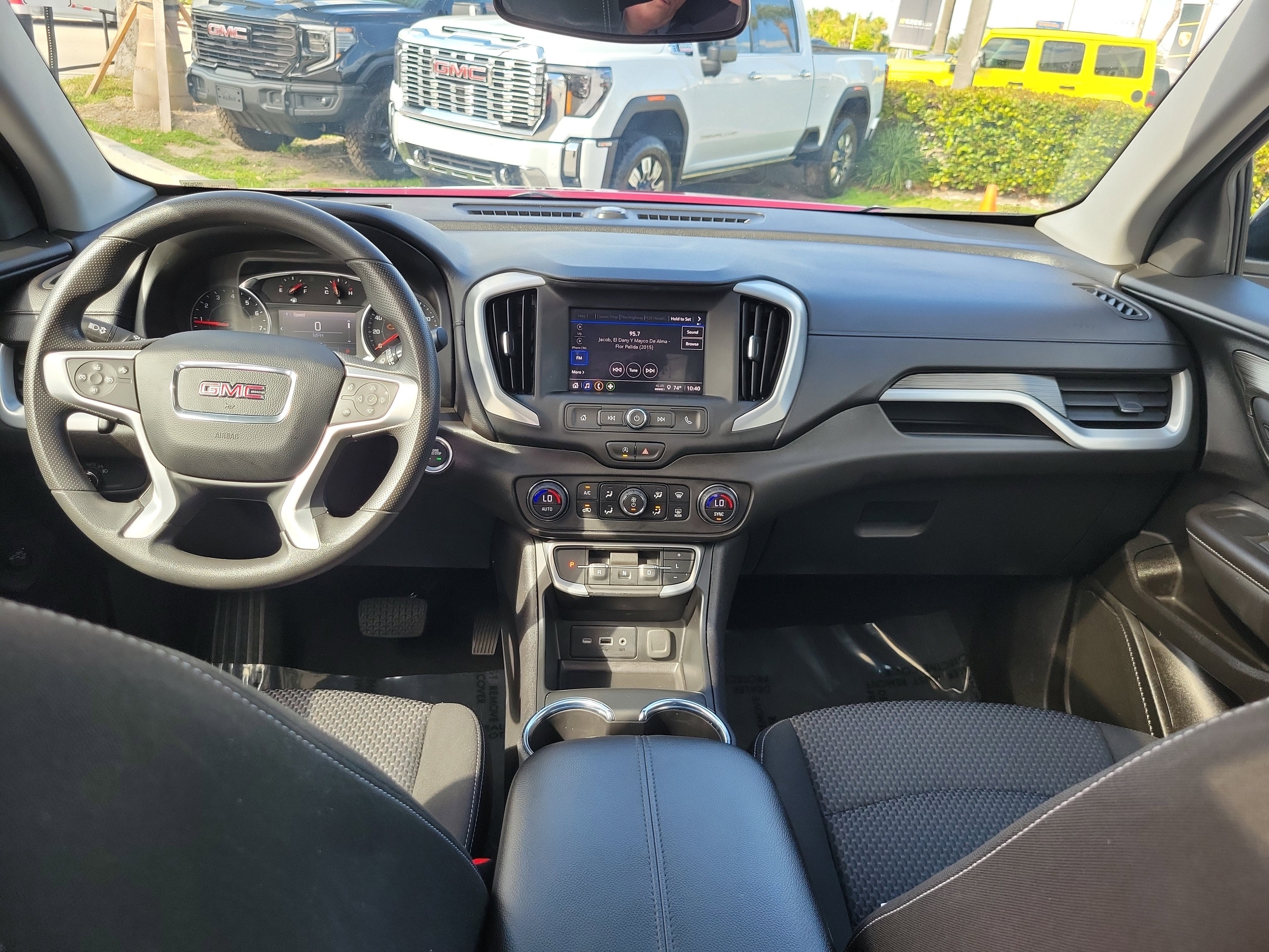 2023 GMC Terrain SLE