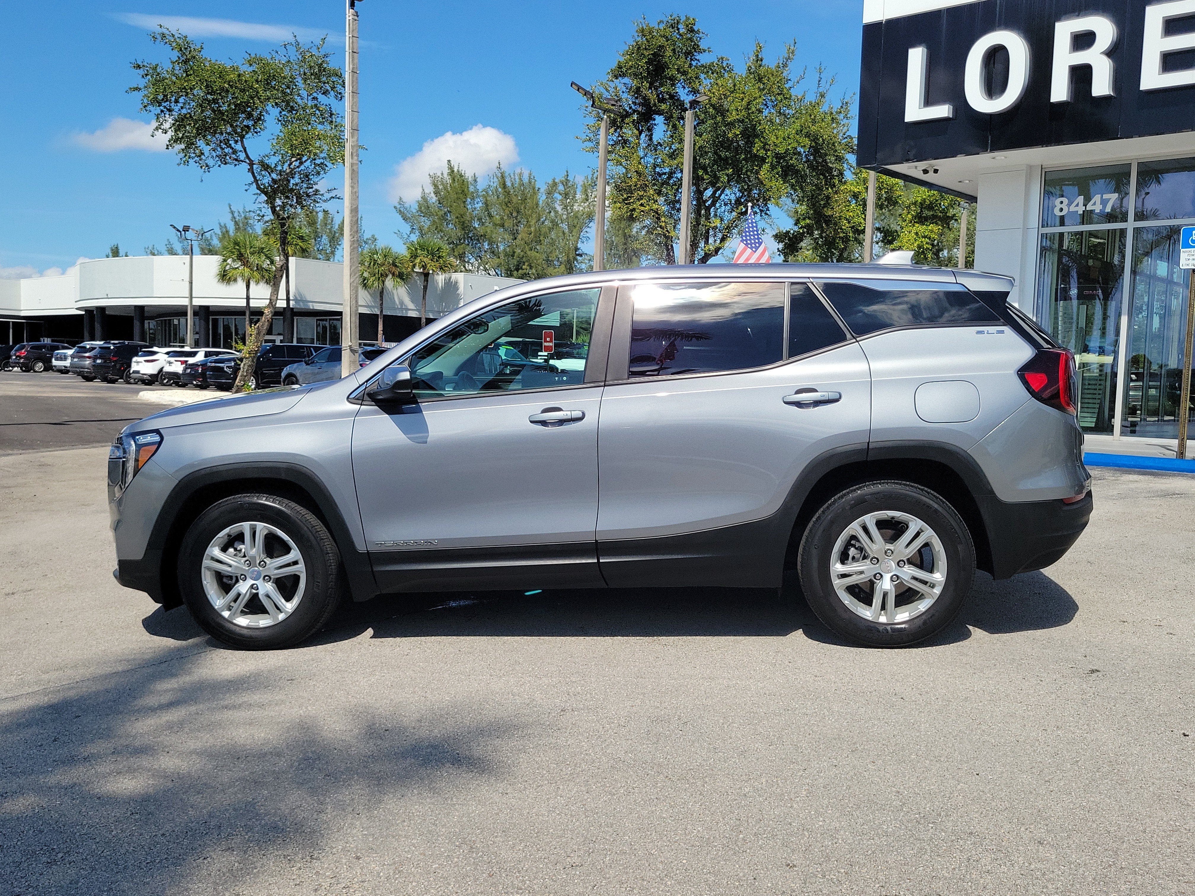 2024 GMC Terrain SLE