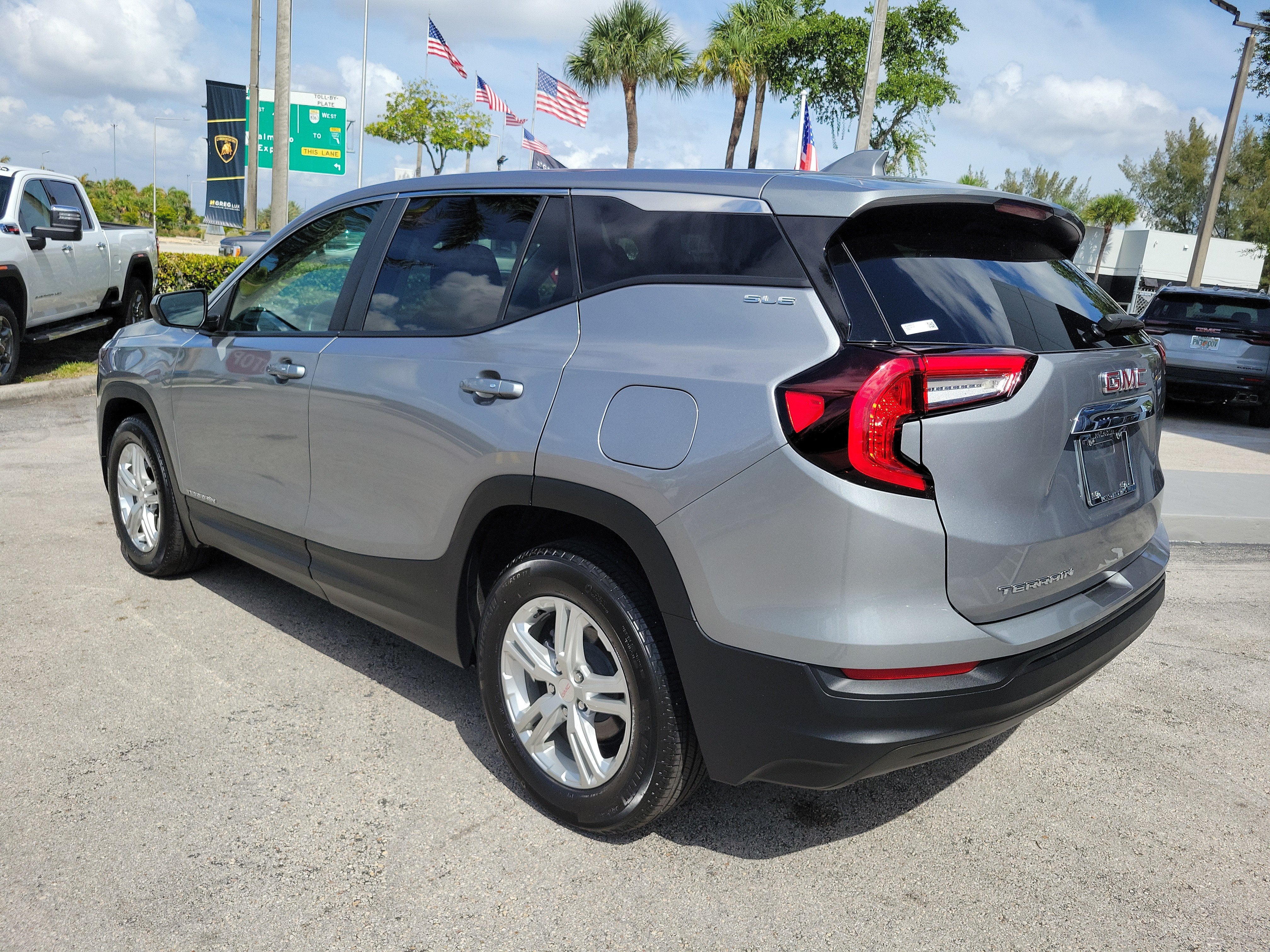 2024 GMC Terrain SLE