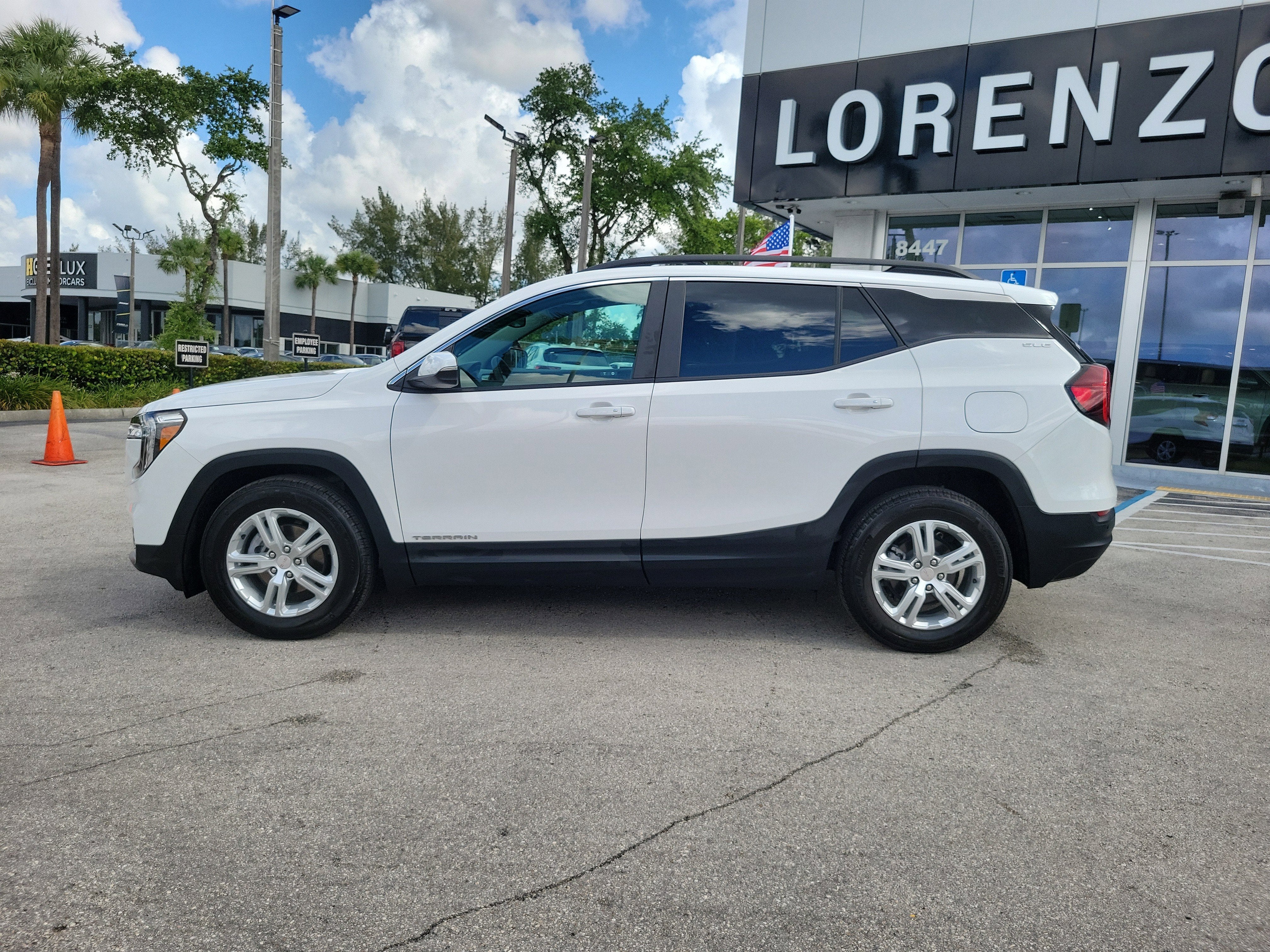 2024 GMC Terrain SLE