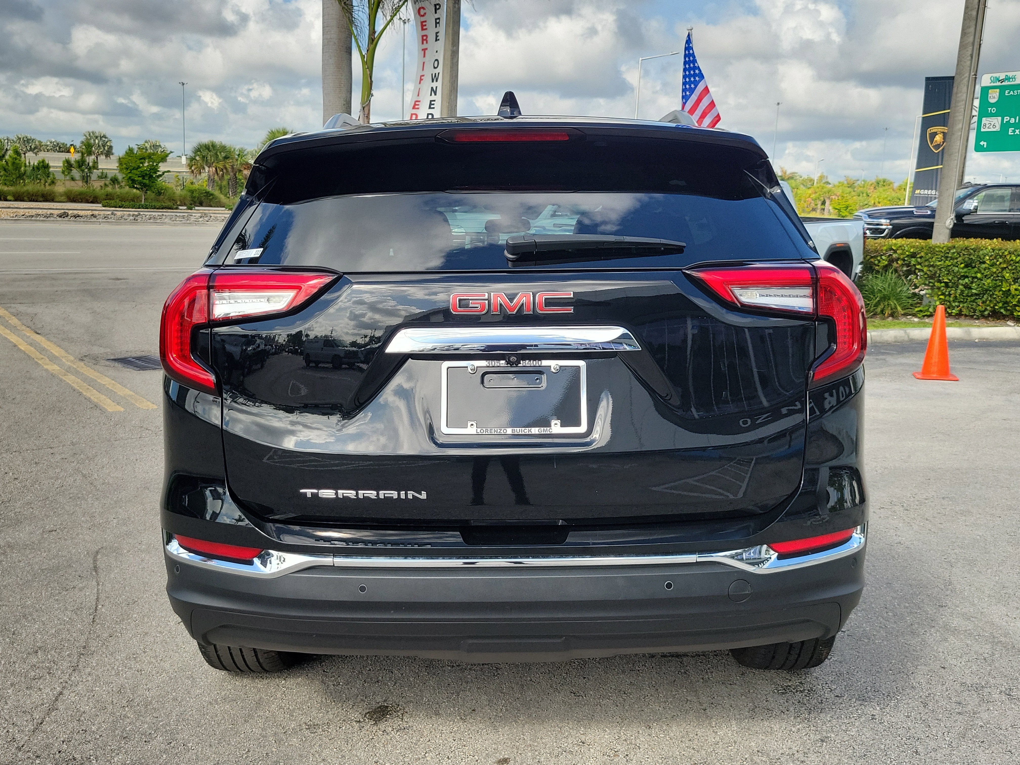 2024 GMC Terrain SLT