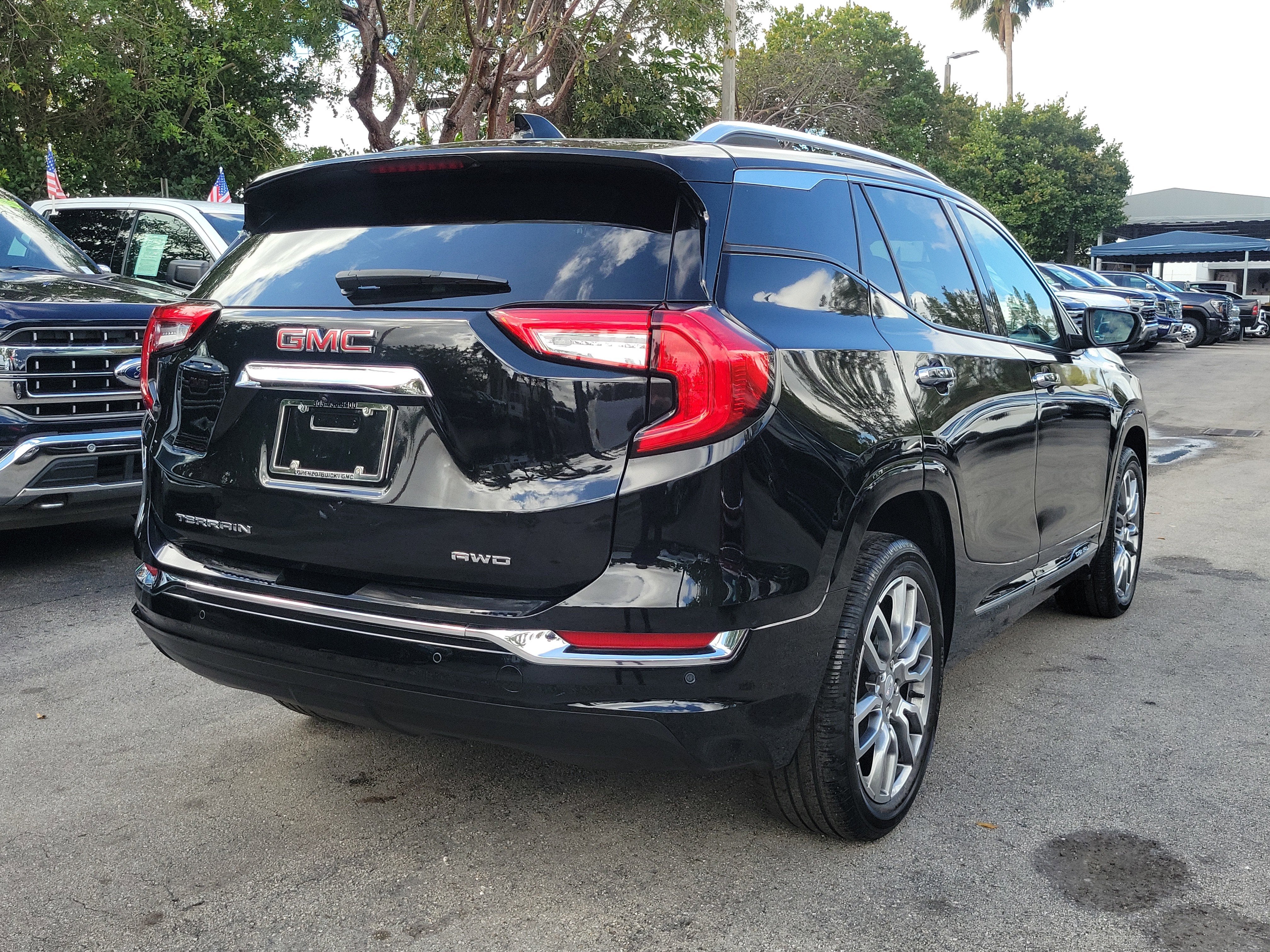 2023 GMC Terrain Denali