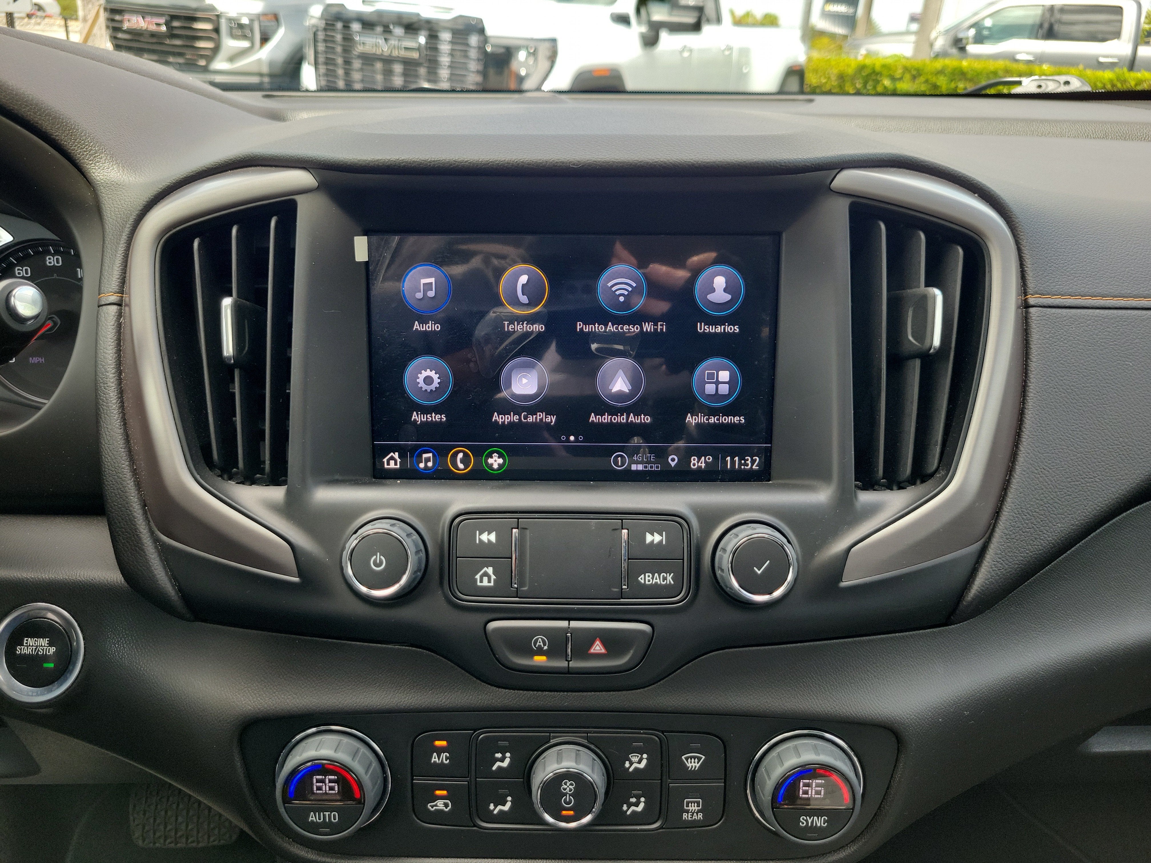 2024 GMC Terrain AT4