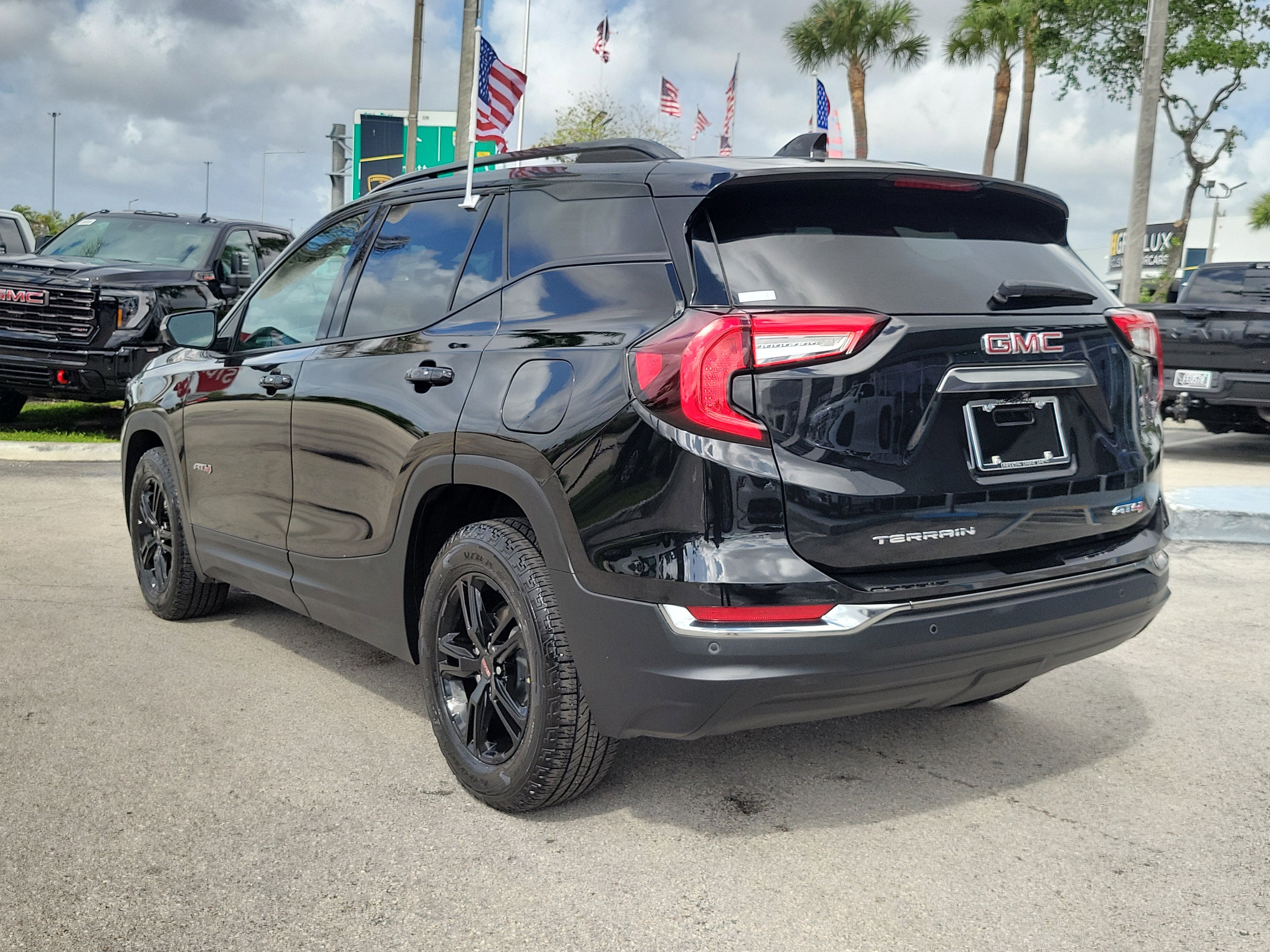 2023 GMC Terrain AT4