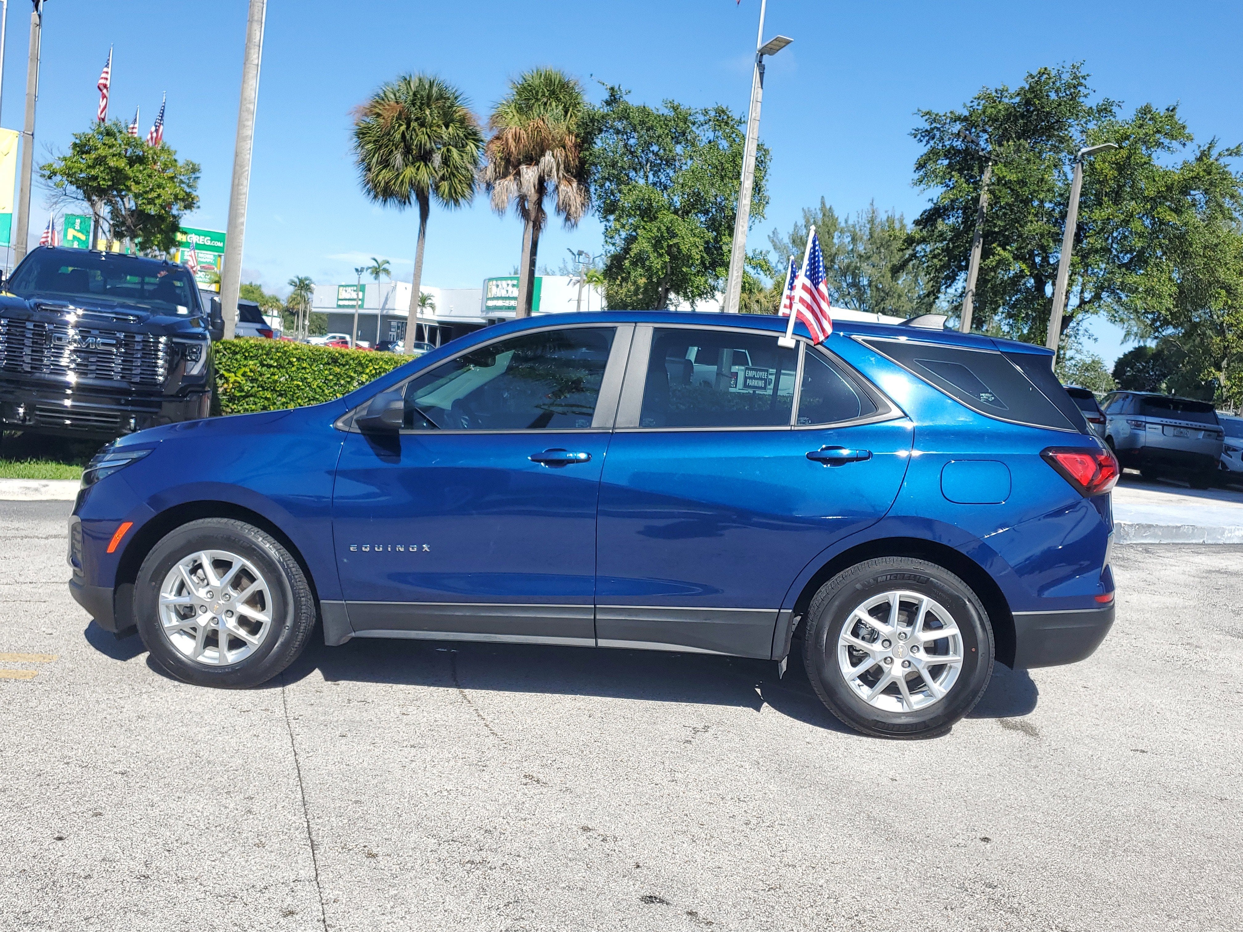 2023 Chevrolet Equinox LS