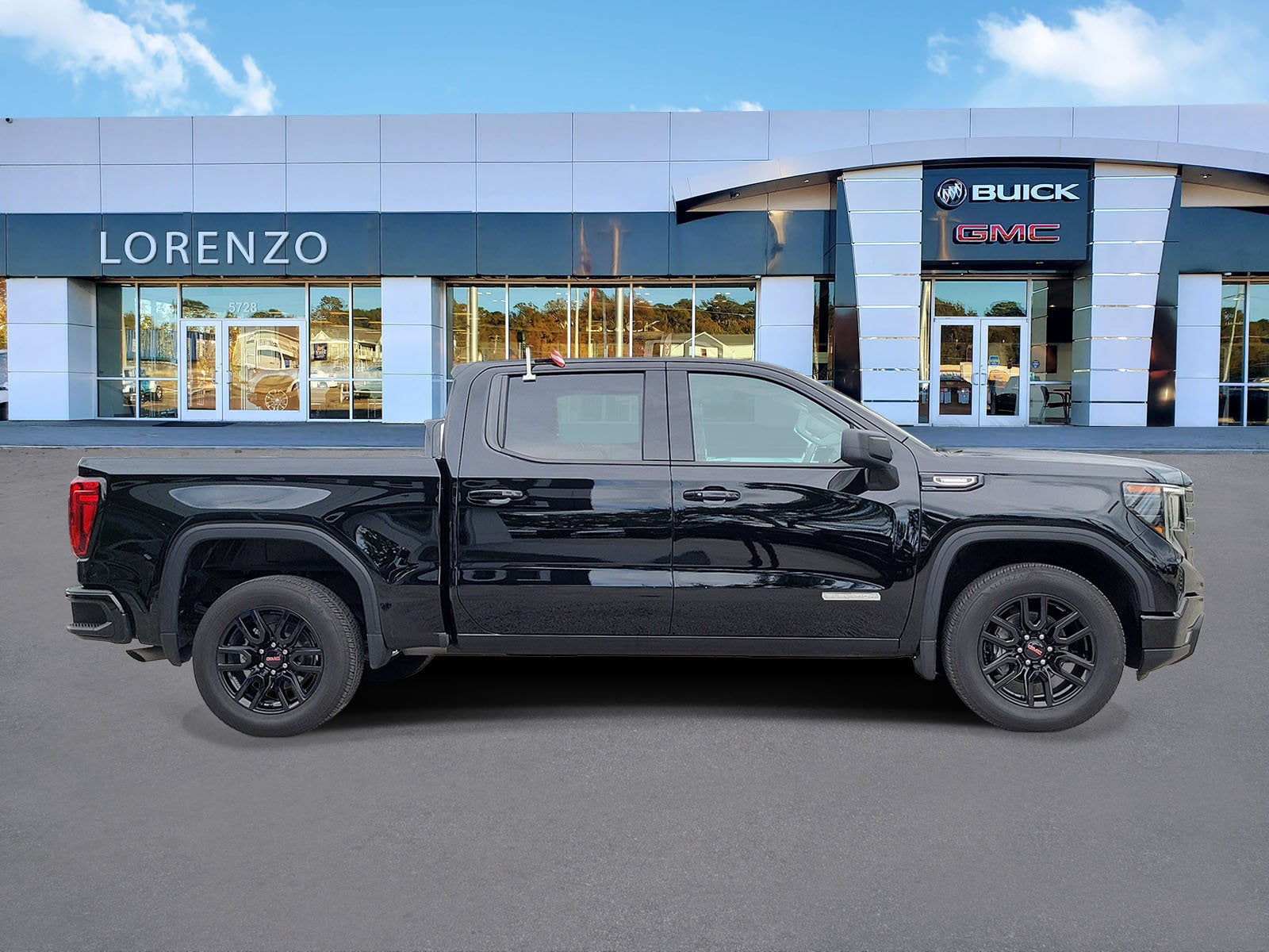 2025 GMC Sierra 1500 Elevation