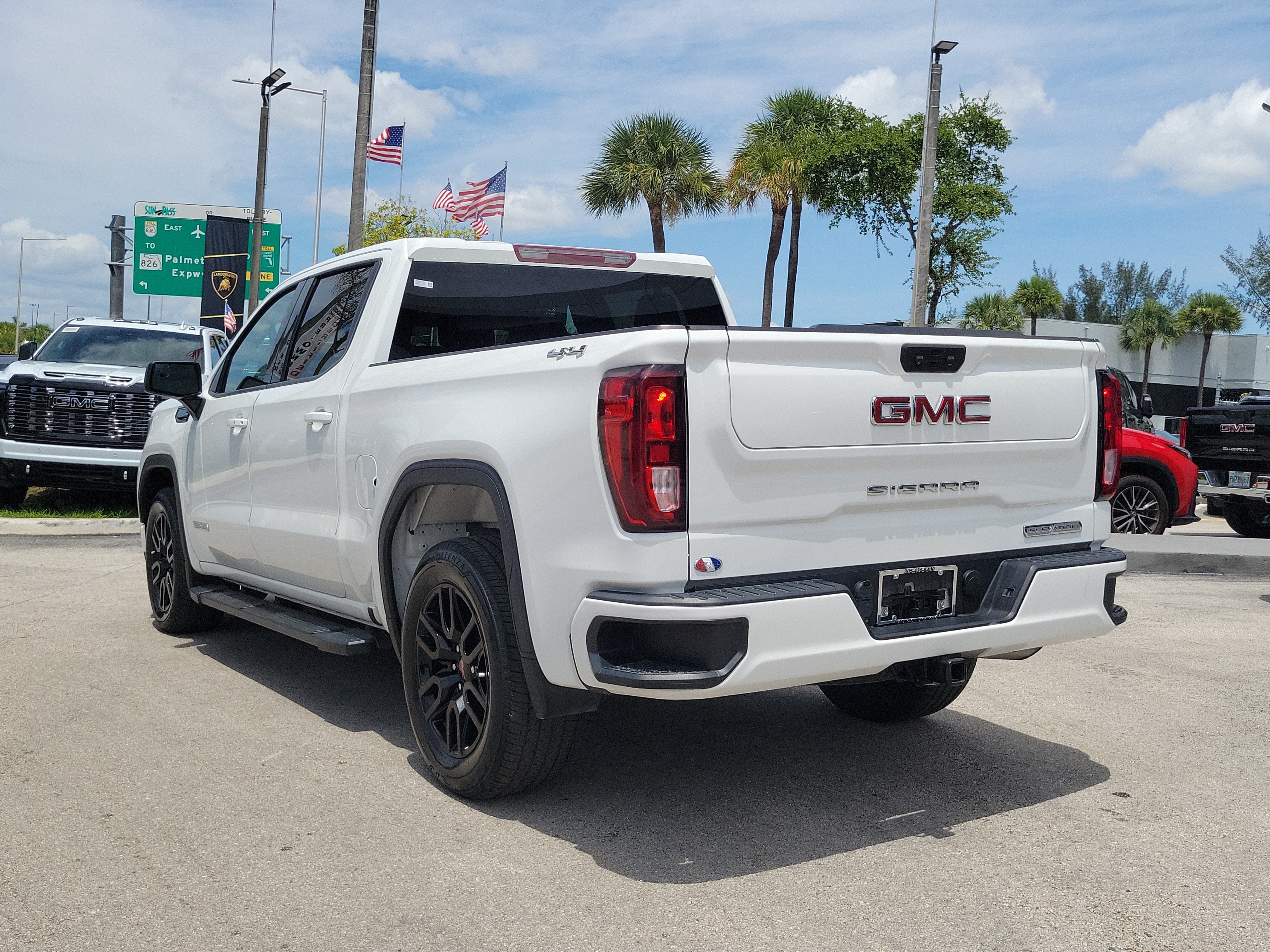 2023 GMC Sierra 1500 Elevation