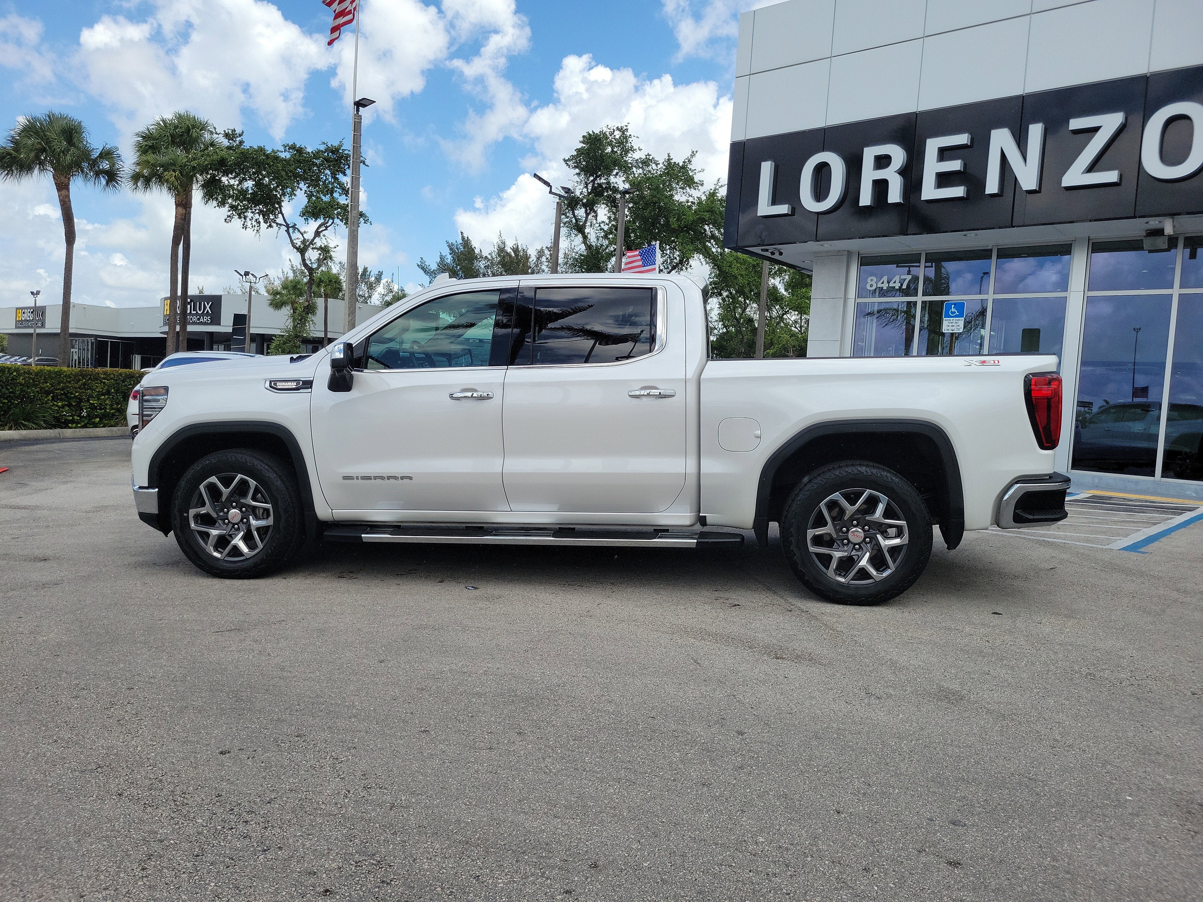 2023 GMC Sierra 1500 SLT