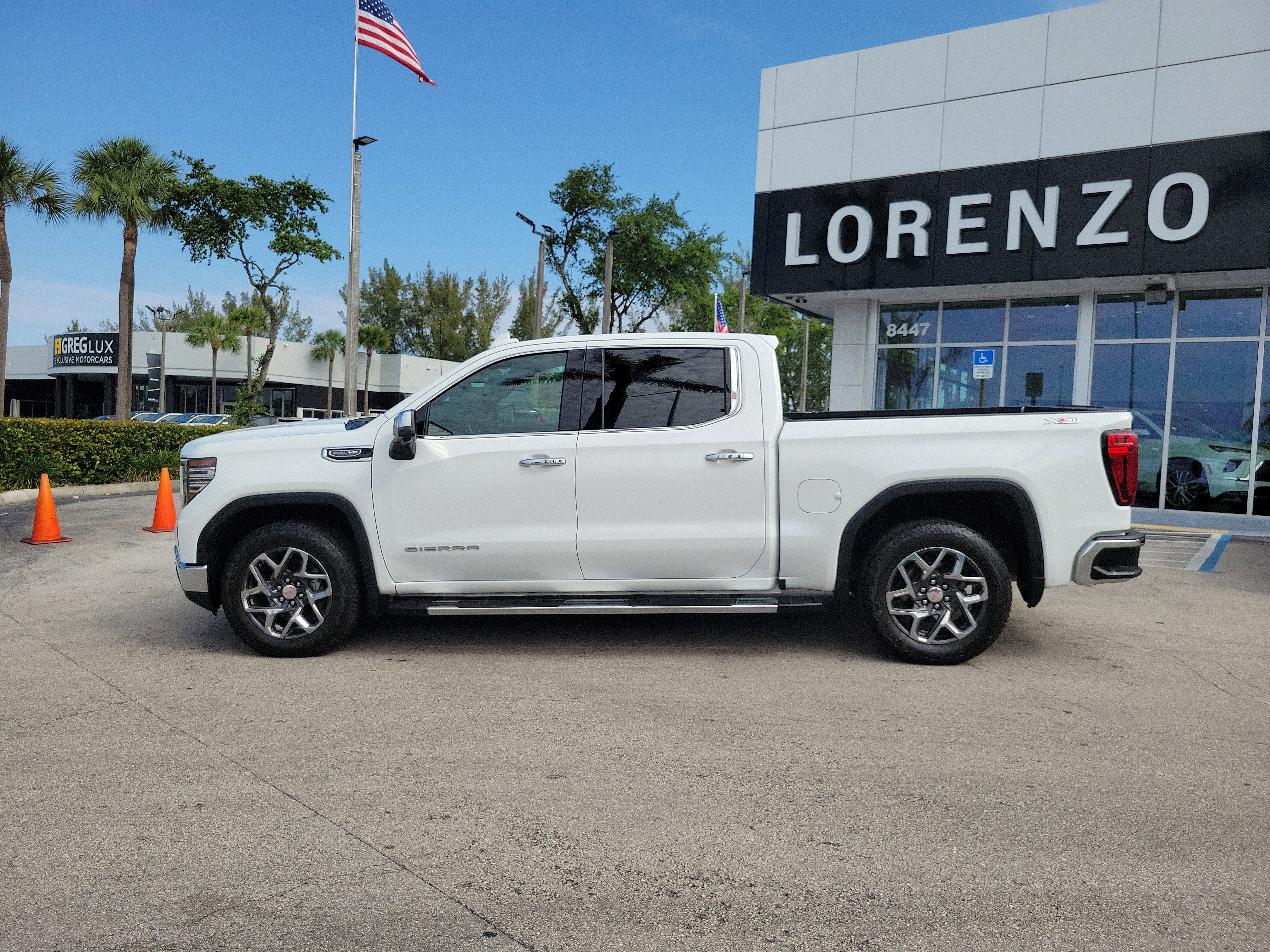 2024 GMC Sierra 1500 SLT