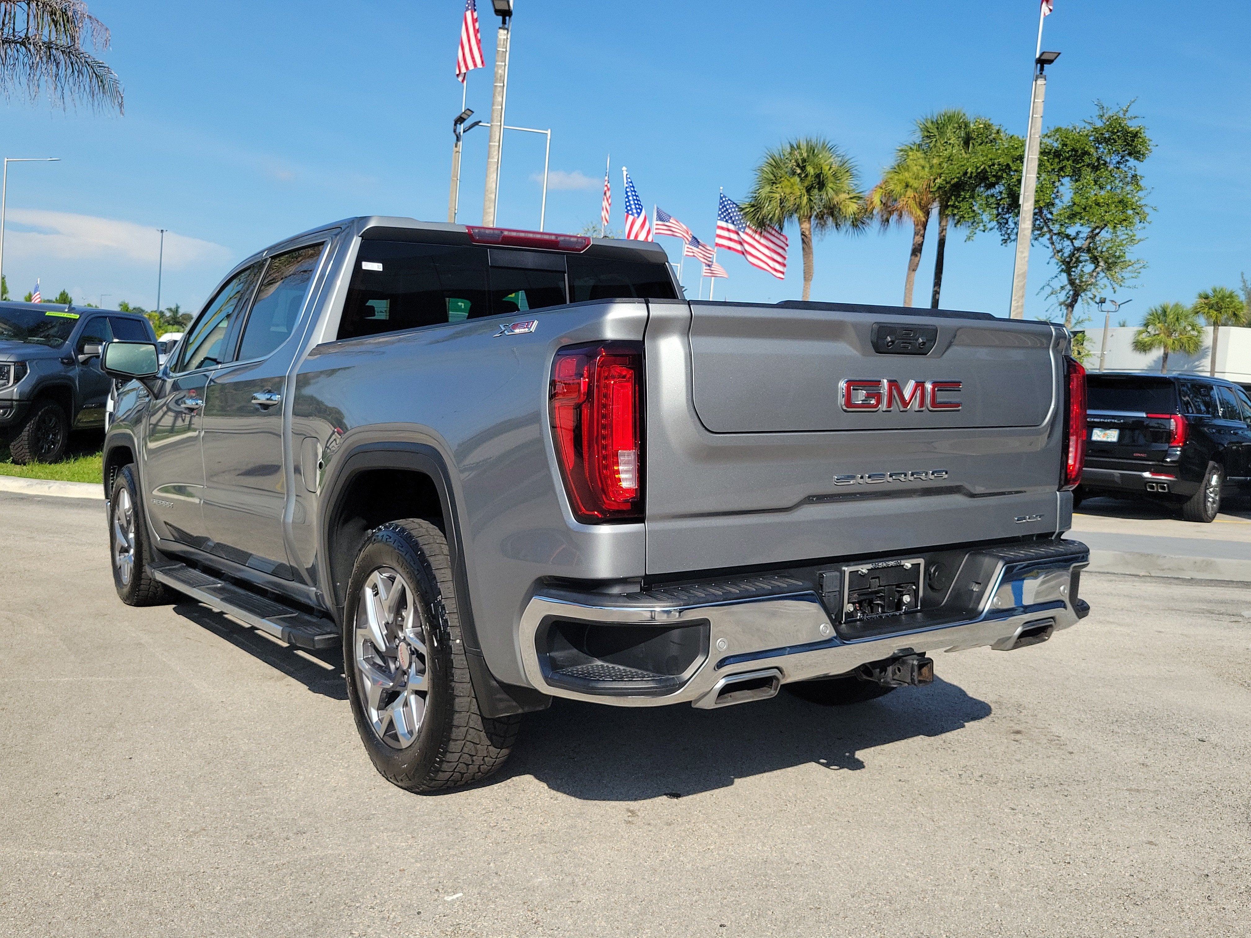 2024 GMC Sierra 1500 SLT