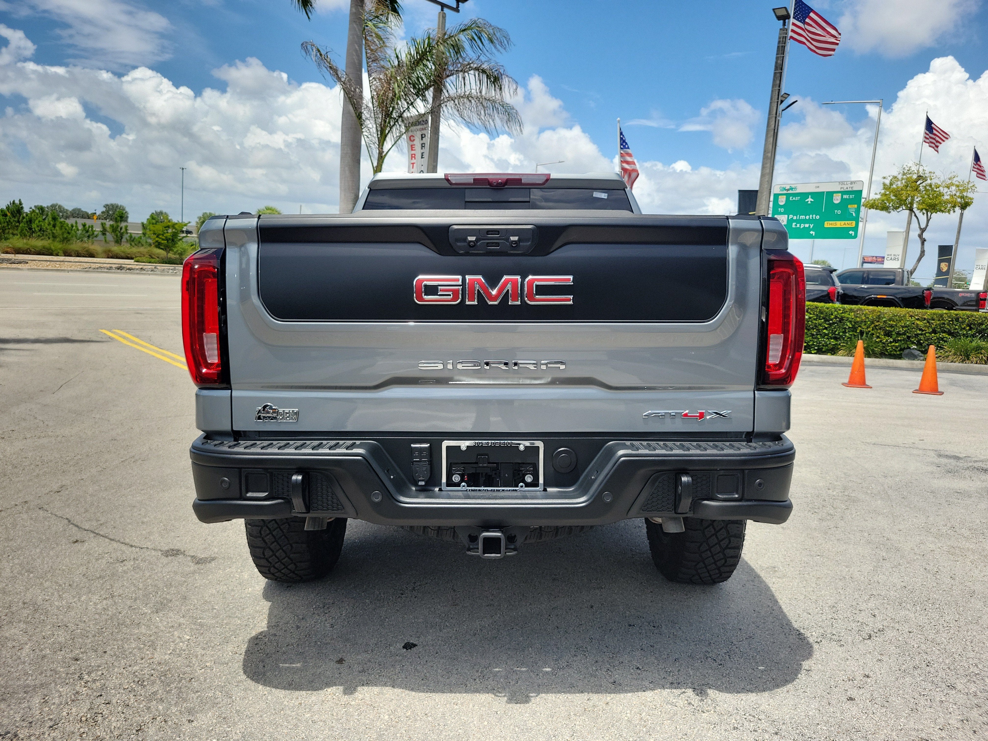 2024 GMC Sierra 1500 AT4X