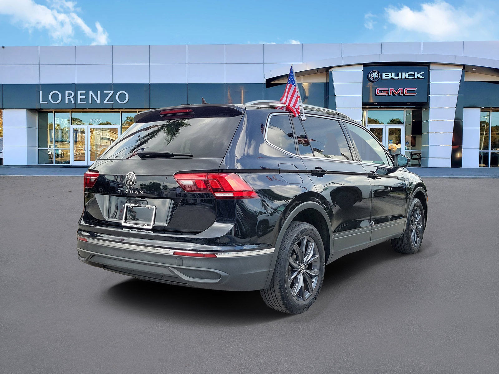 2022 Volkswagen Tiguan SE
