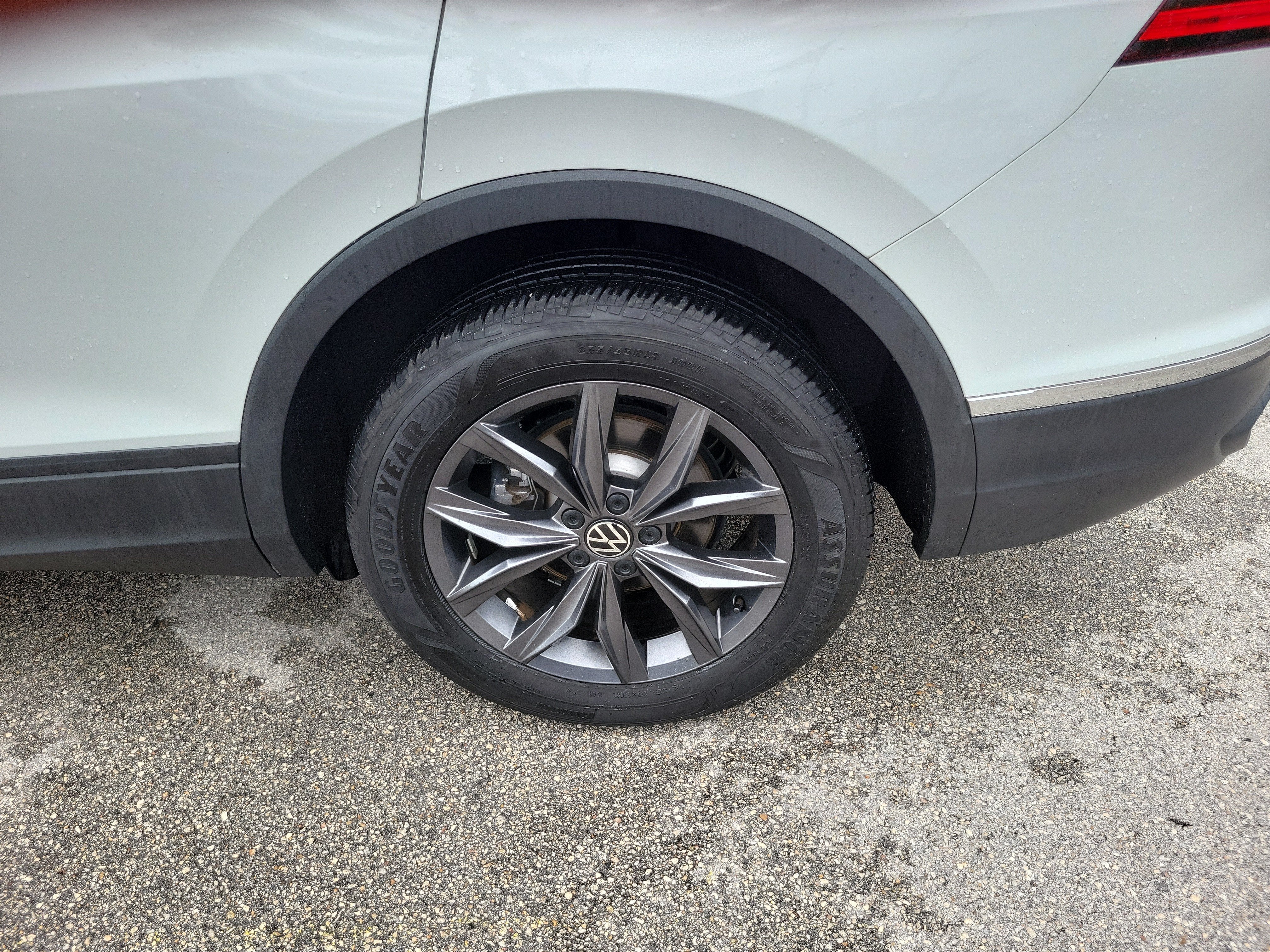 2024 Volkswagen Tiguan SE