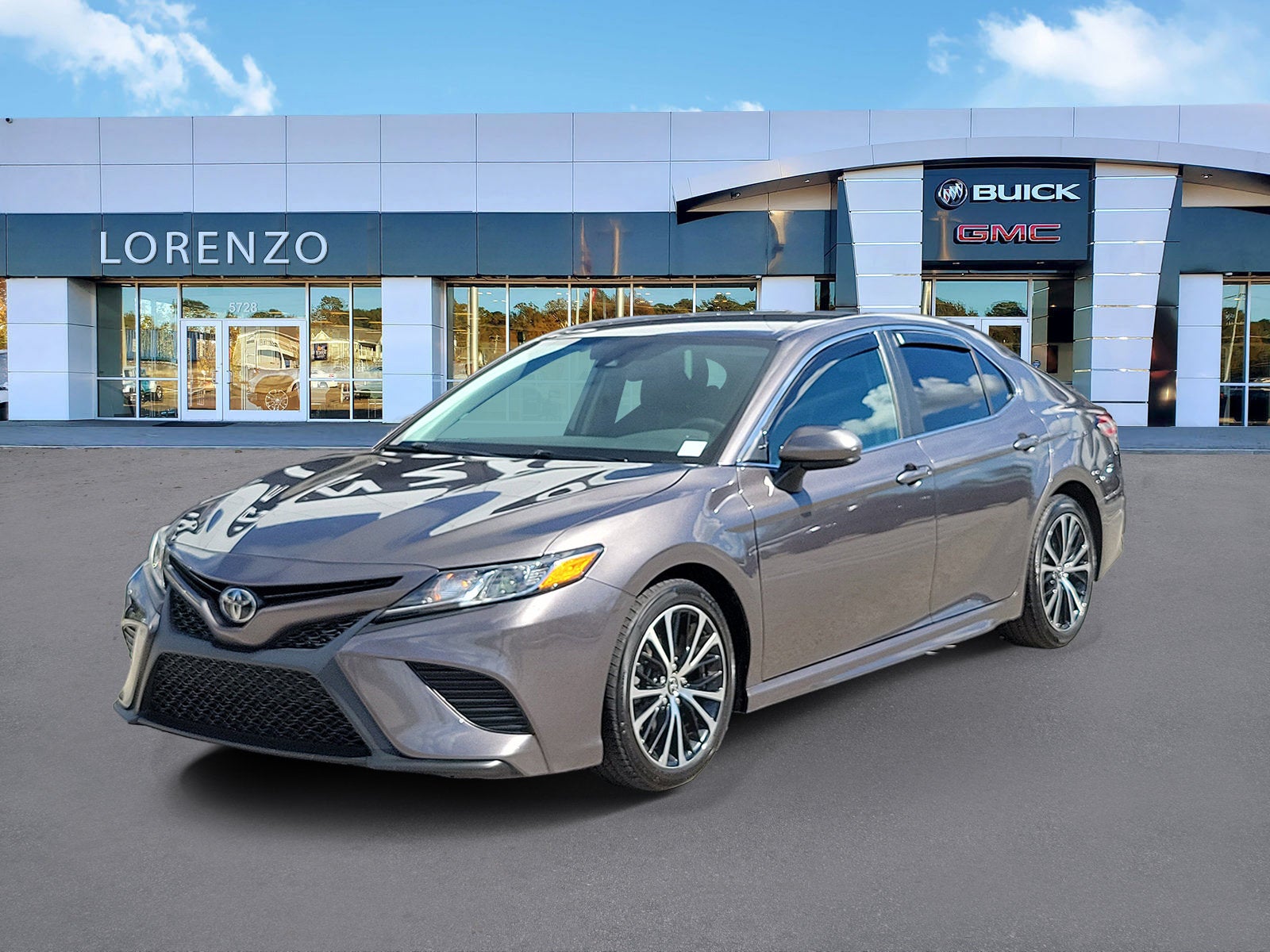 2020 Toyota Camry SE