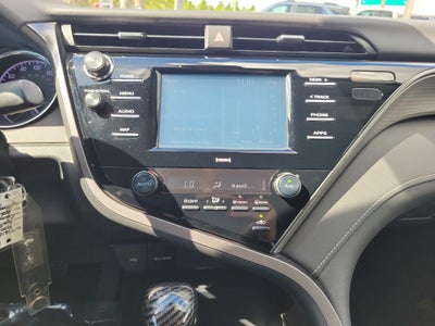 2020 Toyota Camry SE