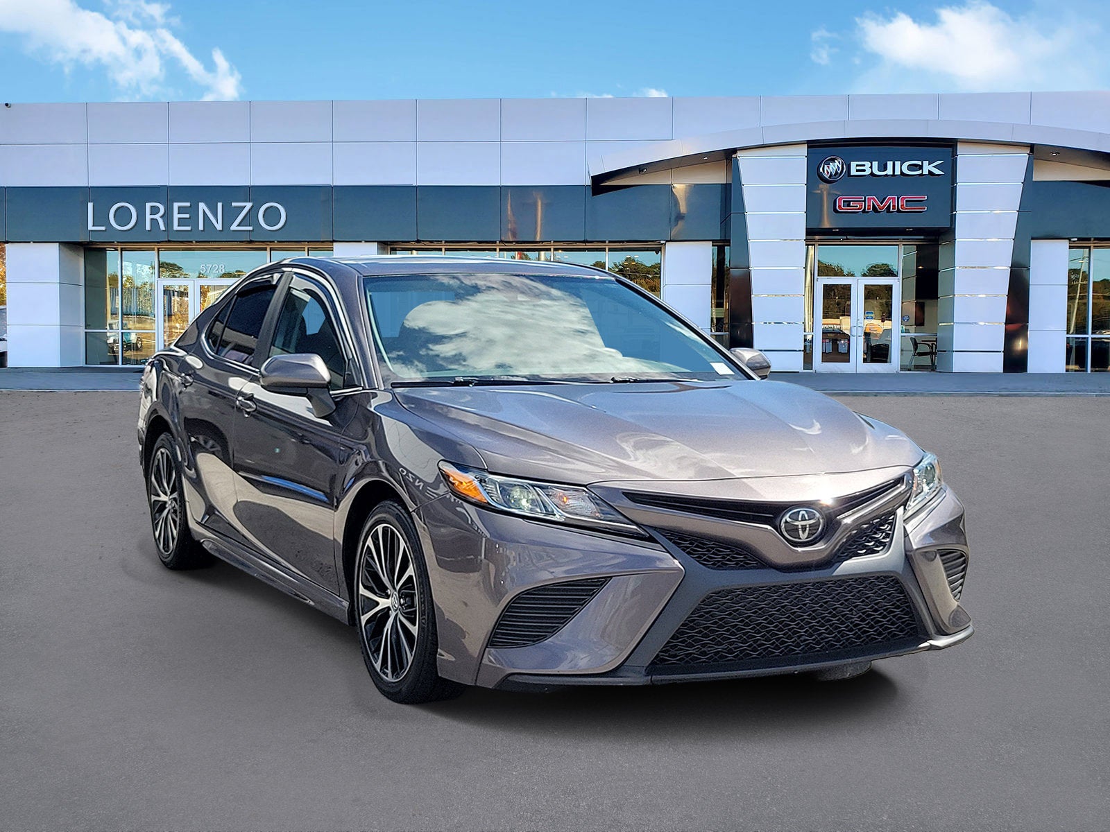 2020 Toyota Camry SE