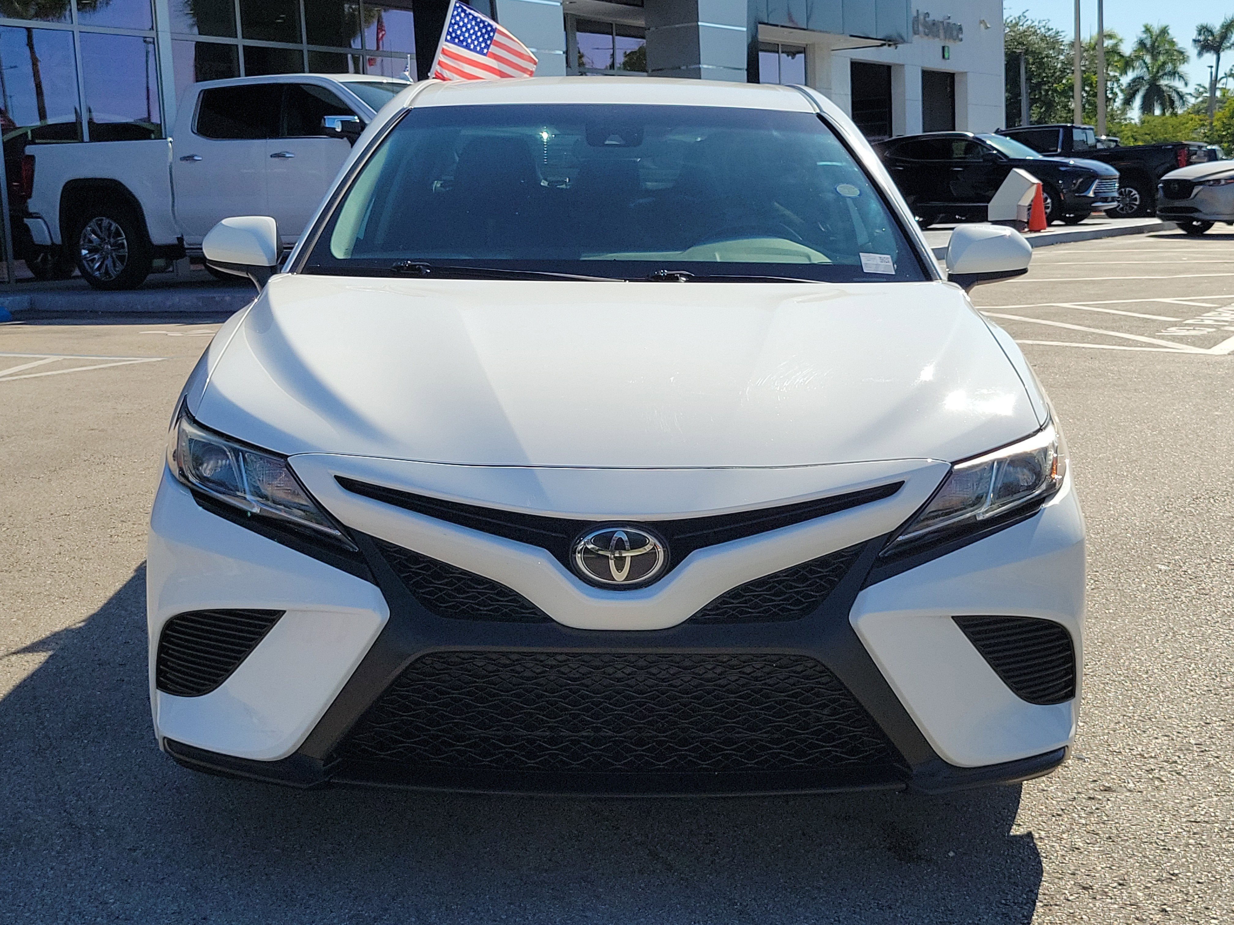 2020 Toyota Camry SE