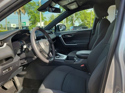 2024 Toyota RAV4 Hybrid SE