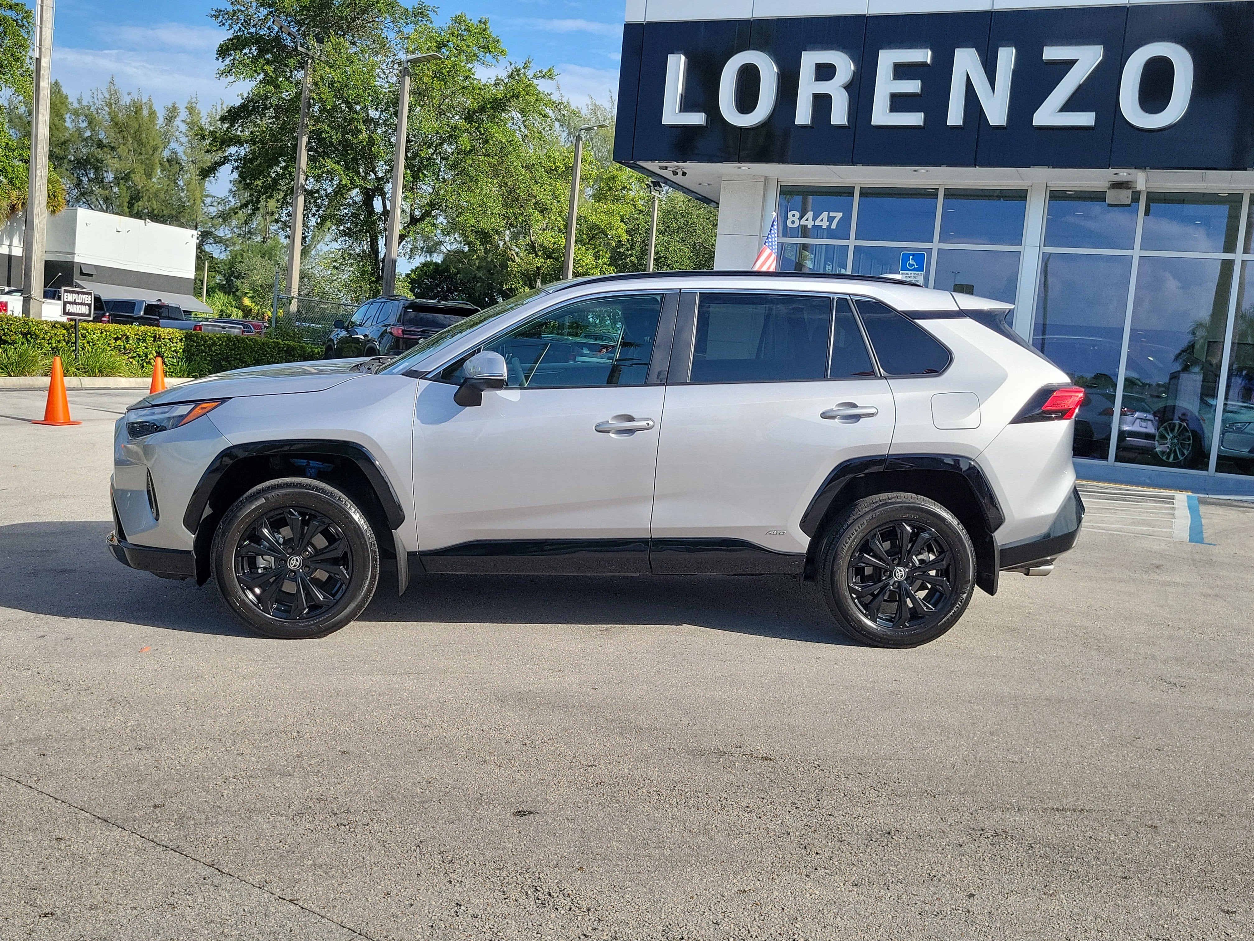 2024 Toyota RAV4 Hybrid SE