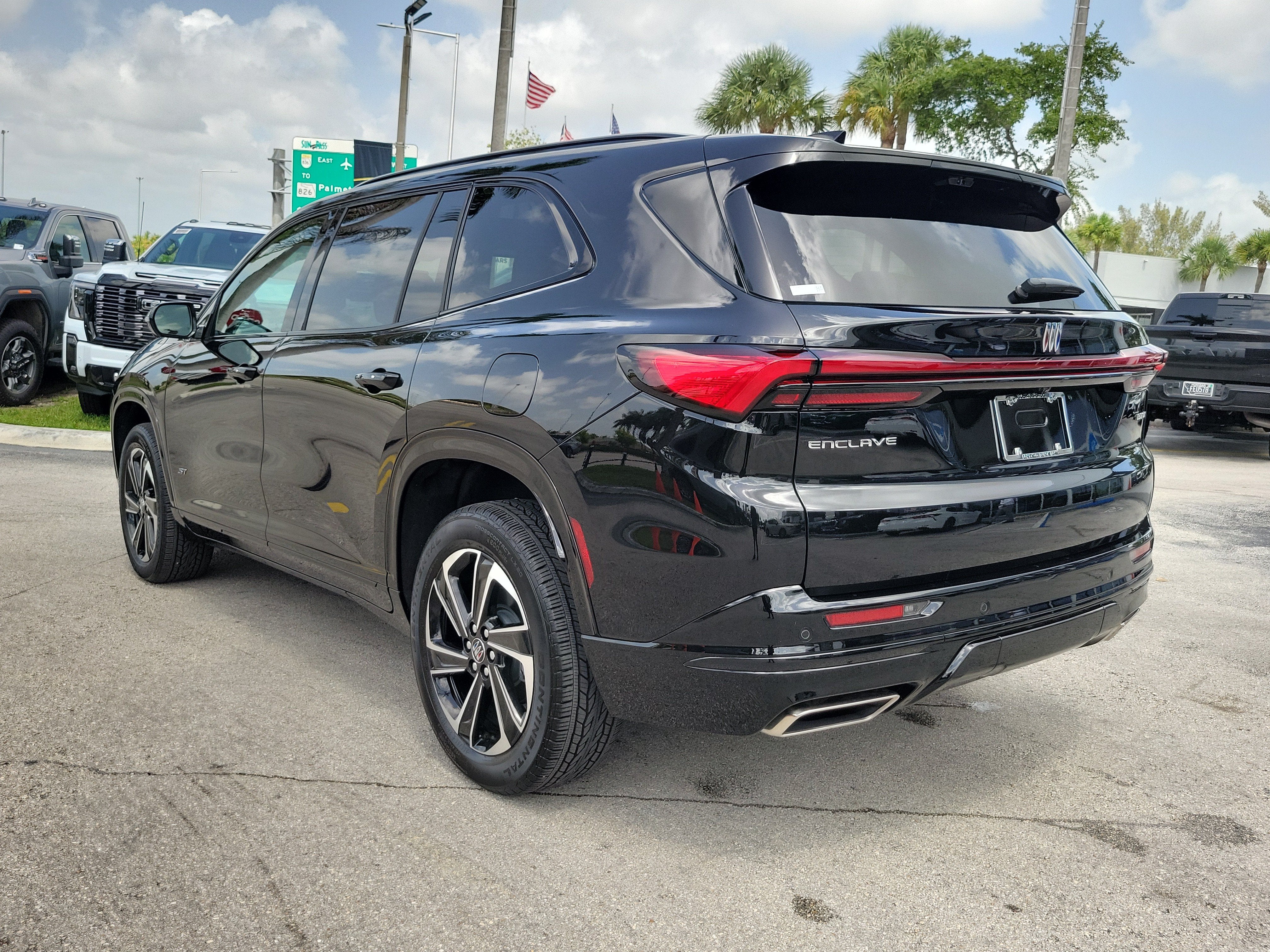 2026 Buick Enclave Sport Touring