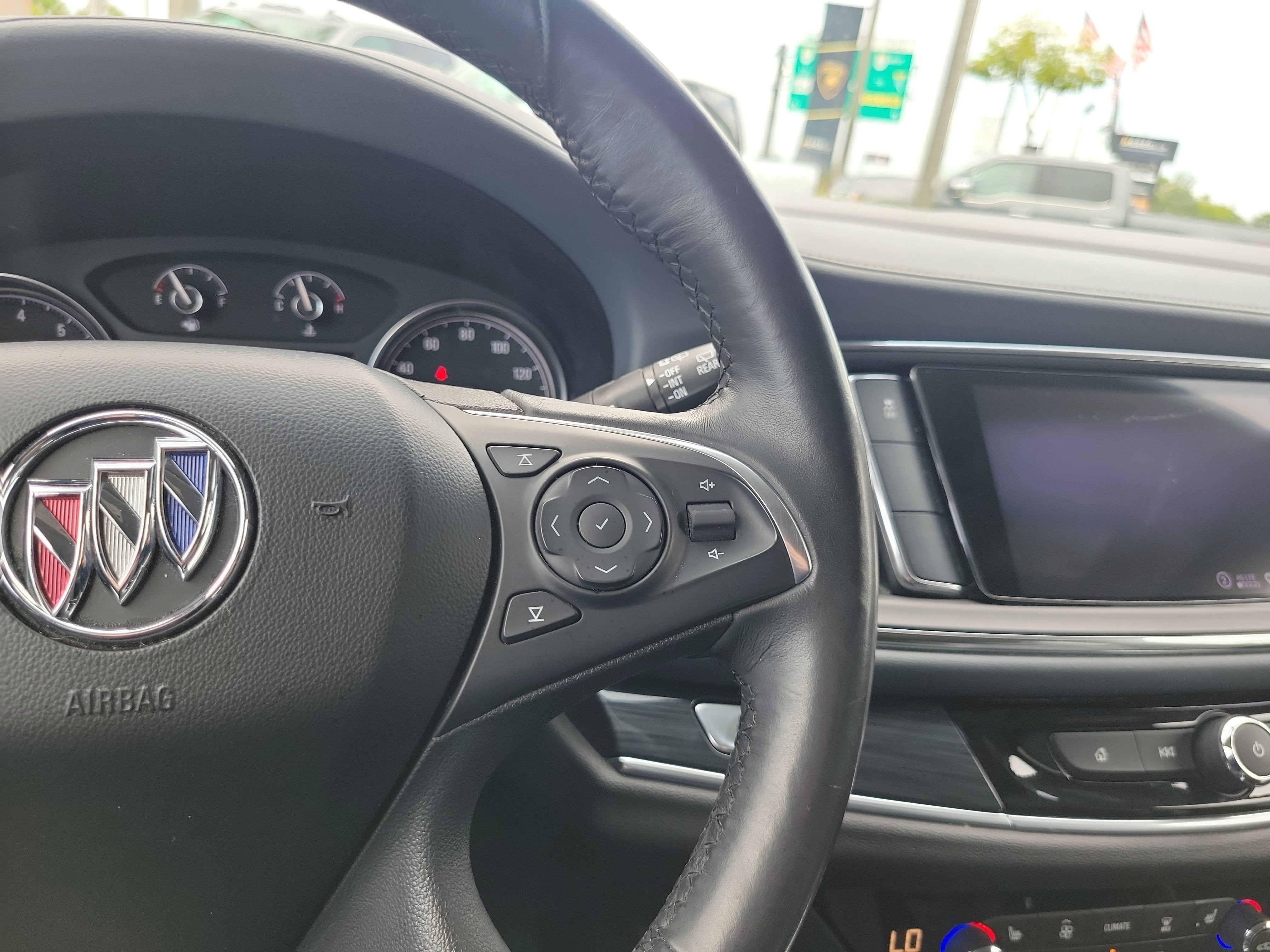 2021 Buick Enclave Essence