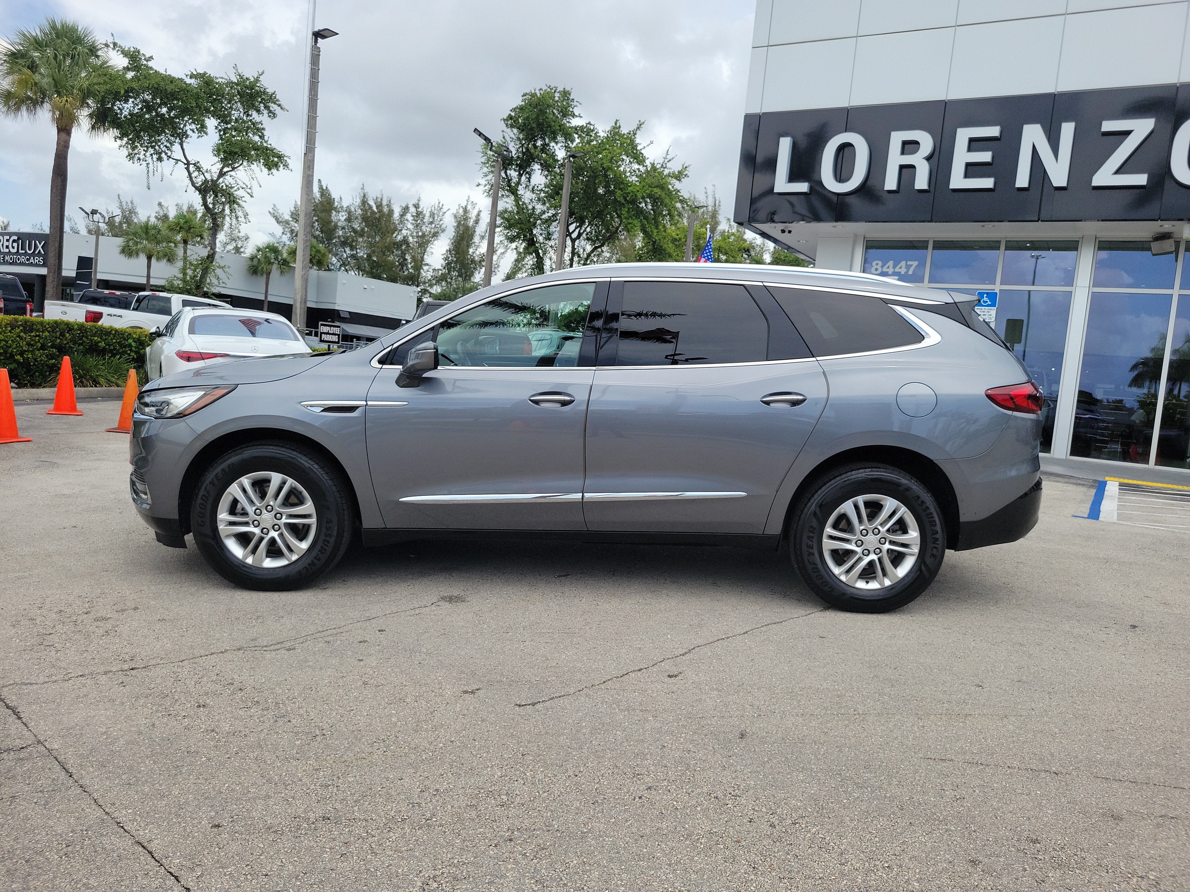 2021 Buick Enclave Essence