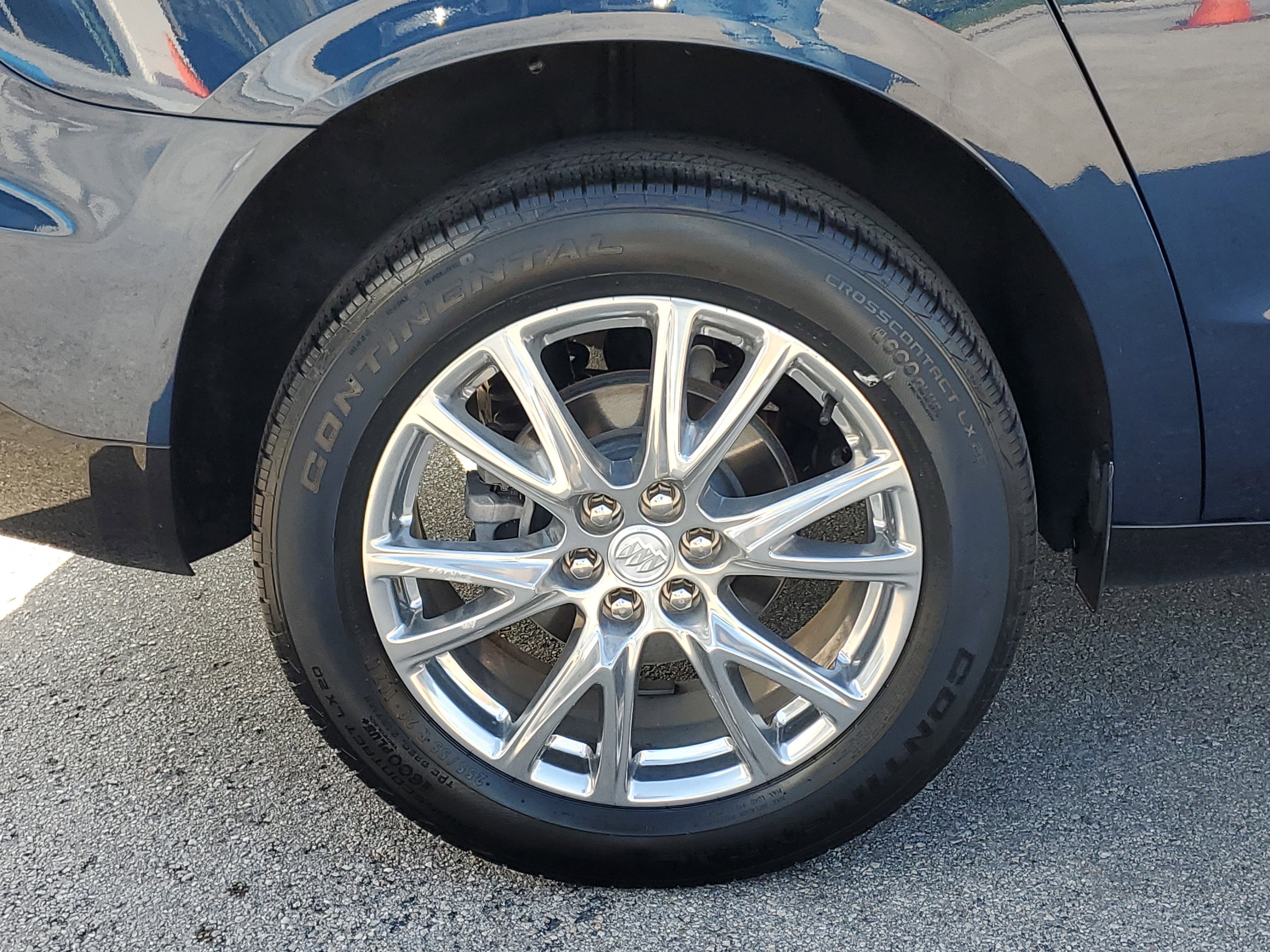 2022 Buick Enclave Essence