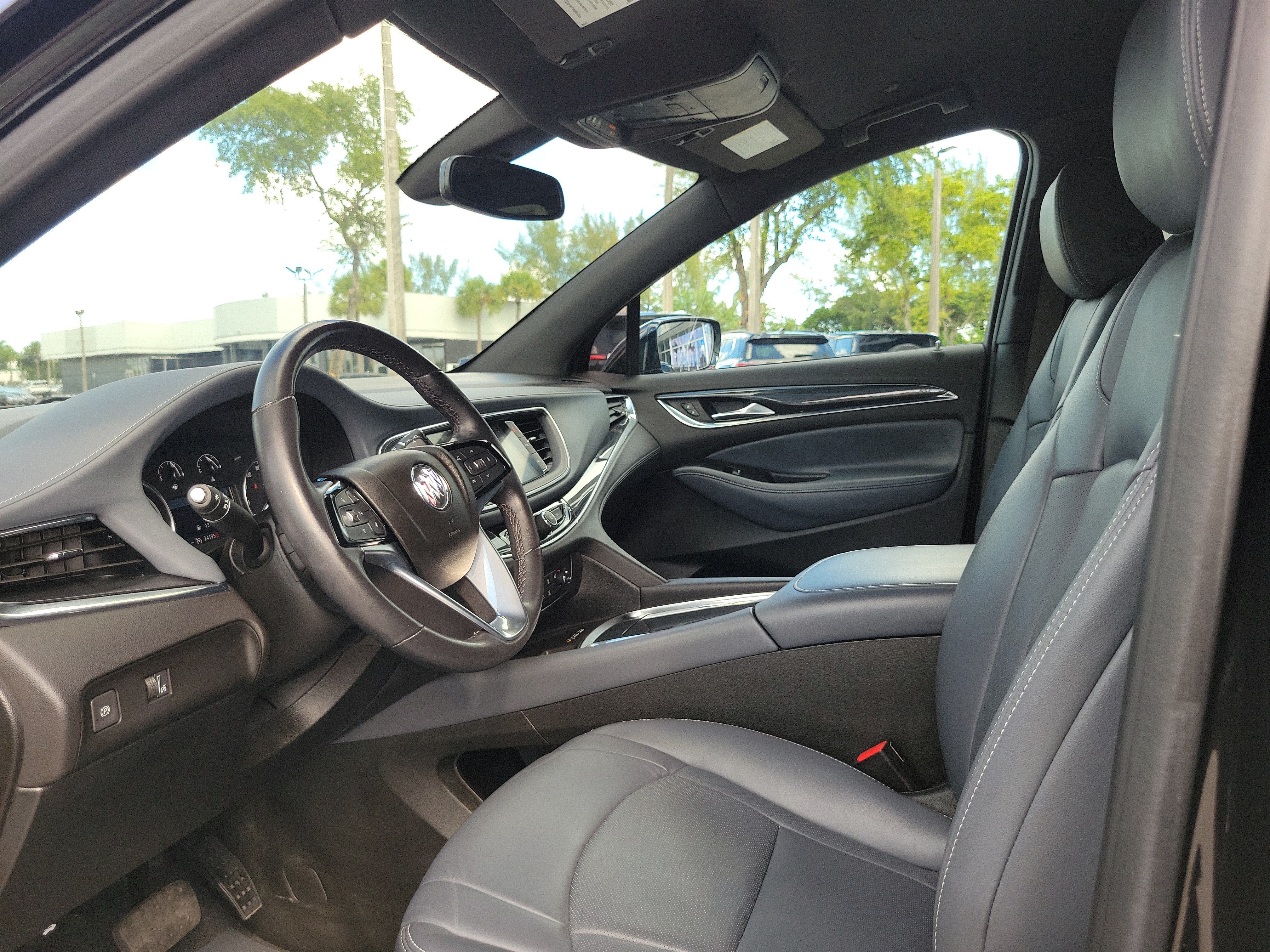 2024 Buick Enclave Essence