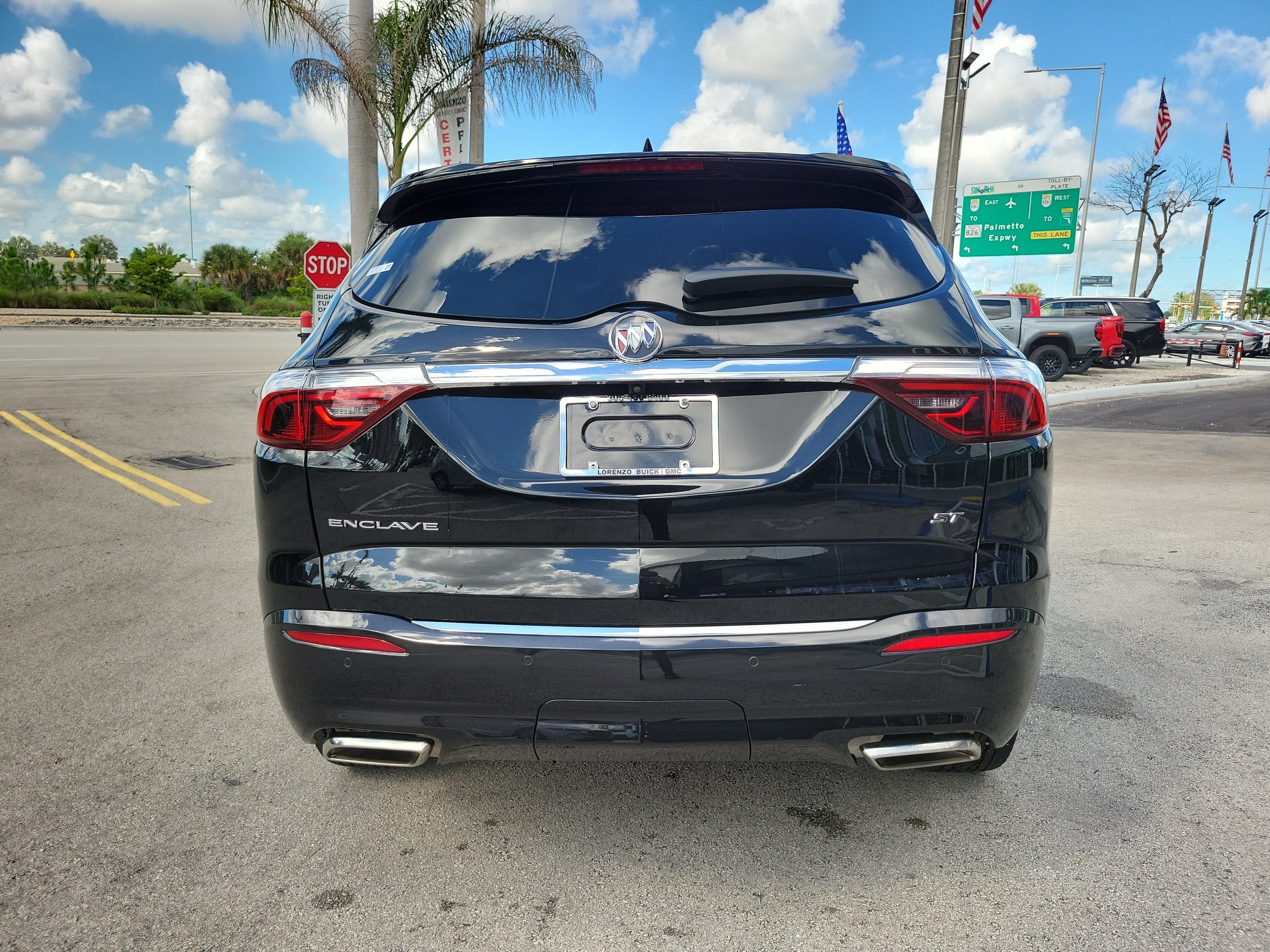 2024 Buick Enclave Essence