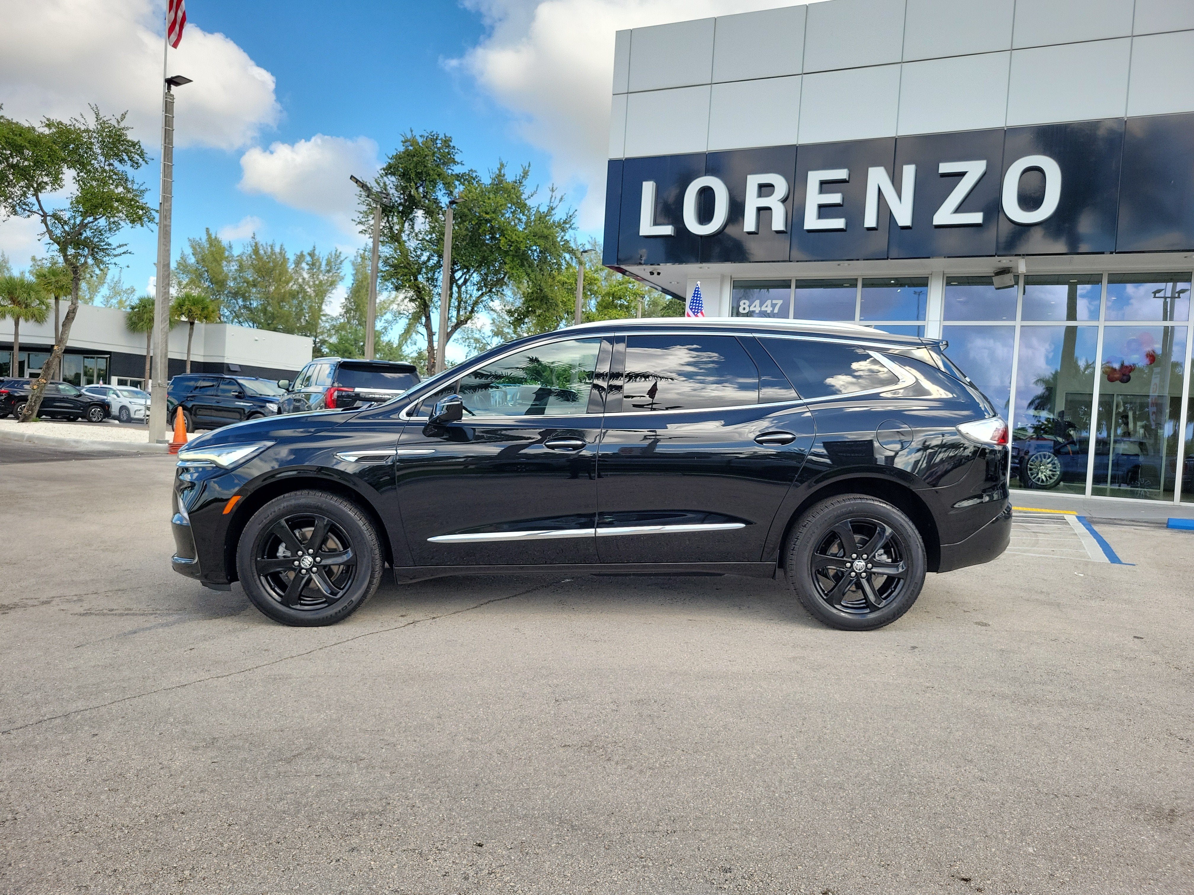 2024 Buick Enclave Essence