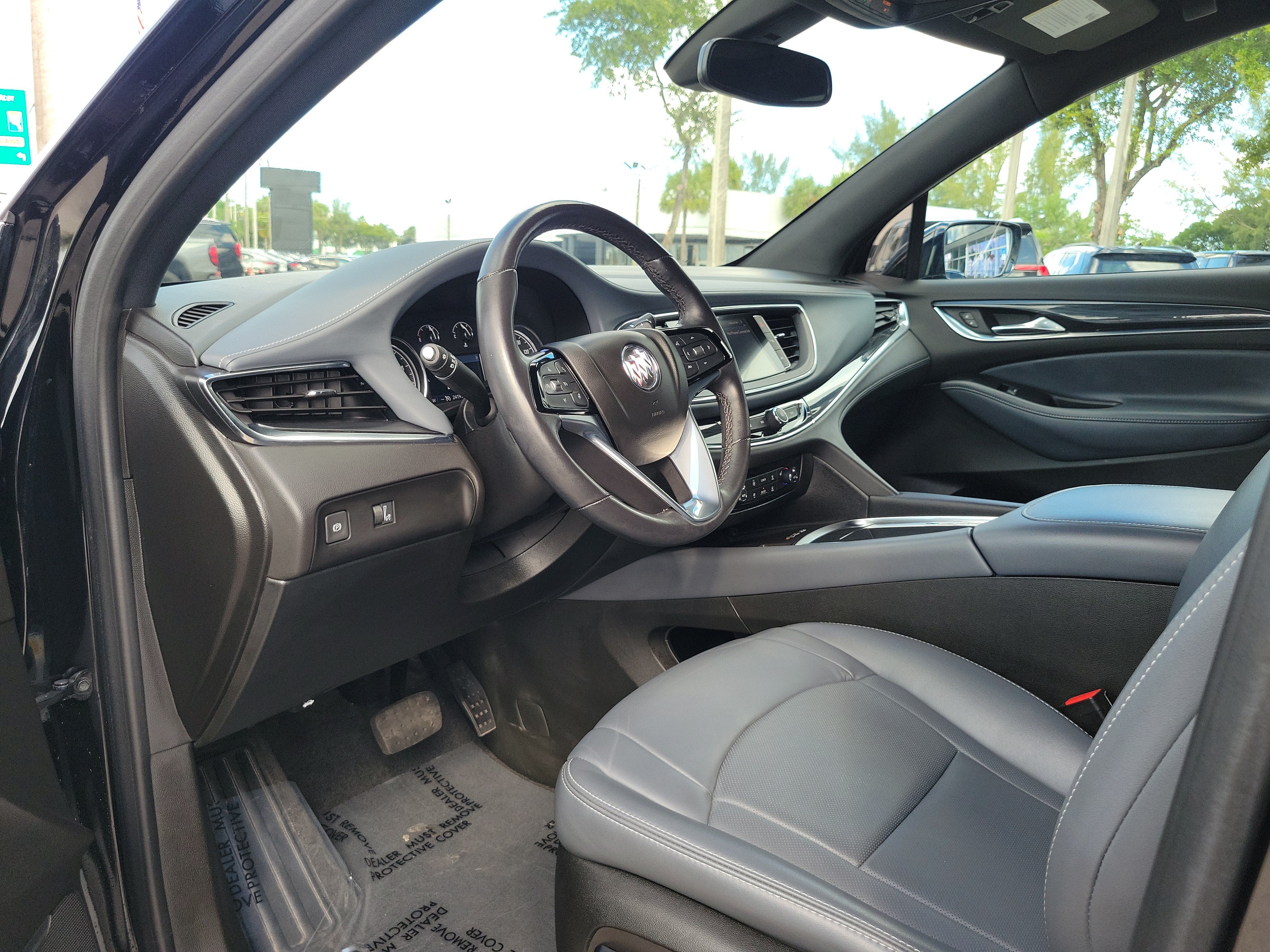 2024 Buick Enclave Essence